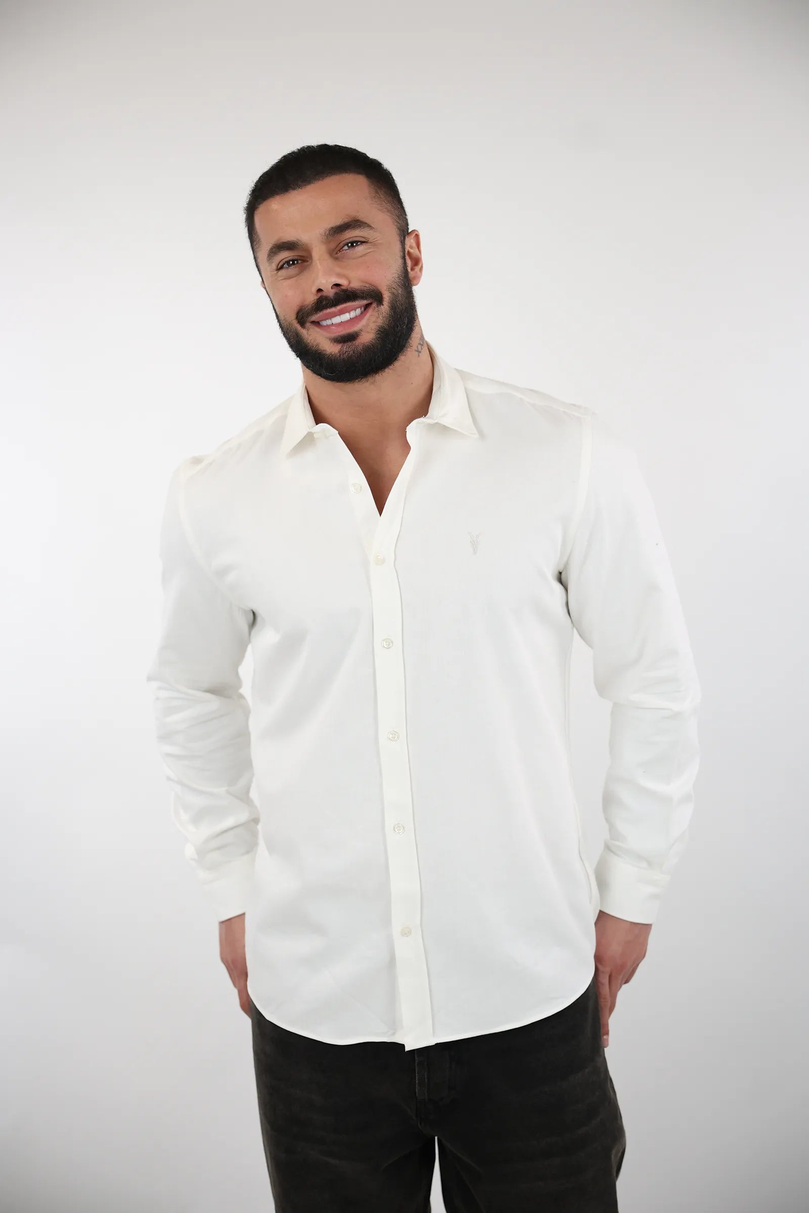 KËMISHË BUTTON DOWN SHIRT