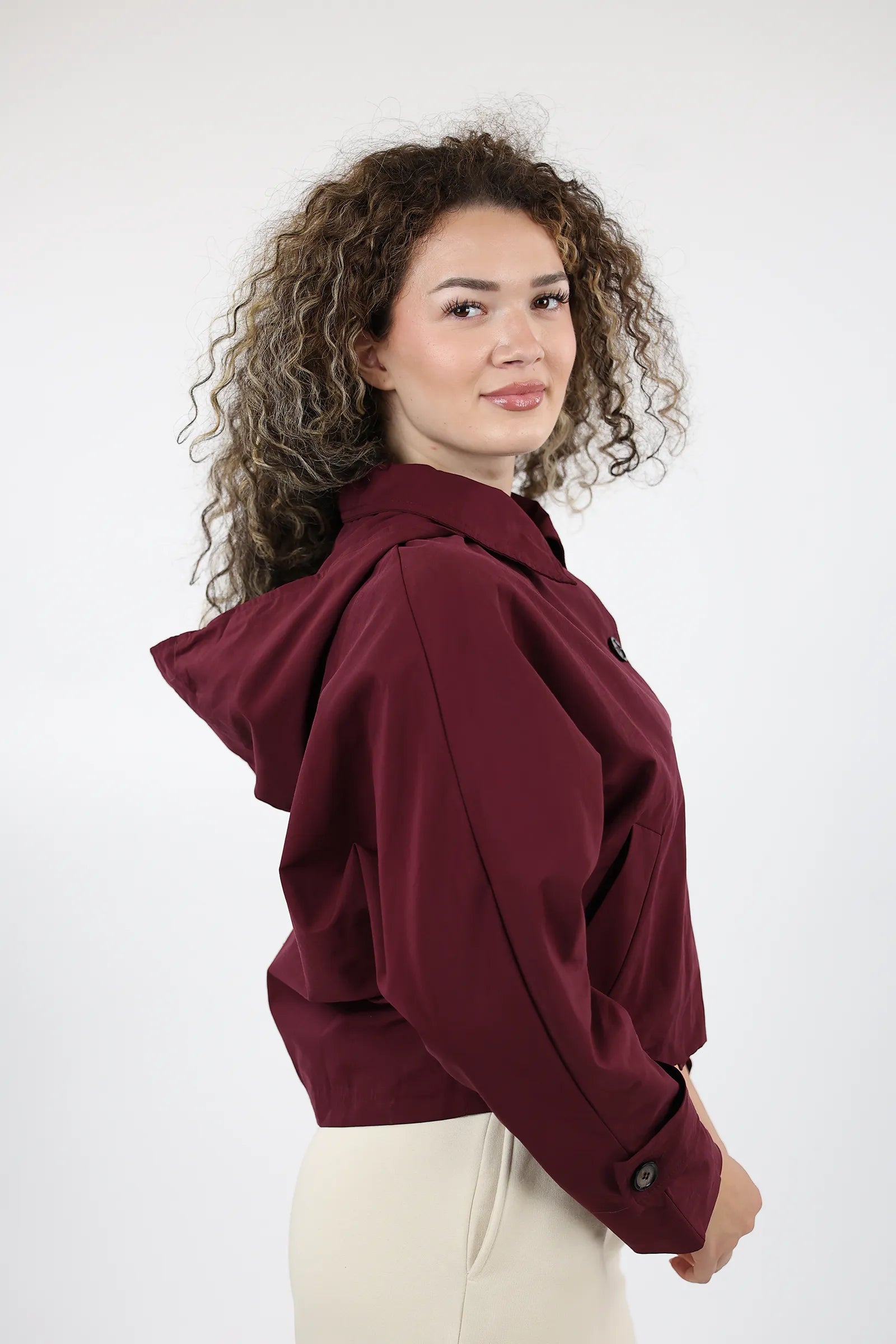 MANTIL ASYMMETRIC TRENCH