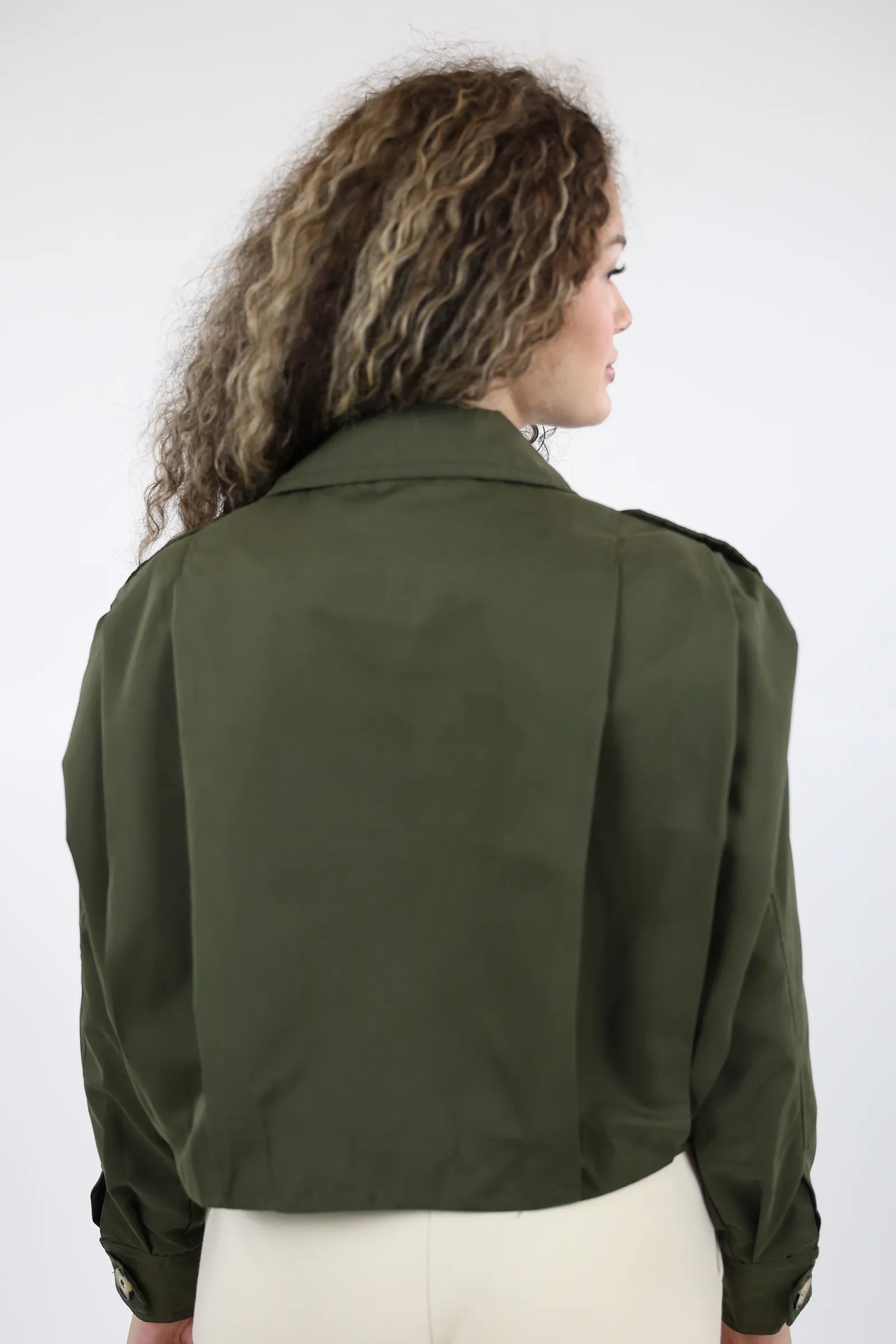 MANTIL OLIVE GREEN