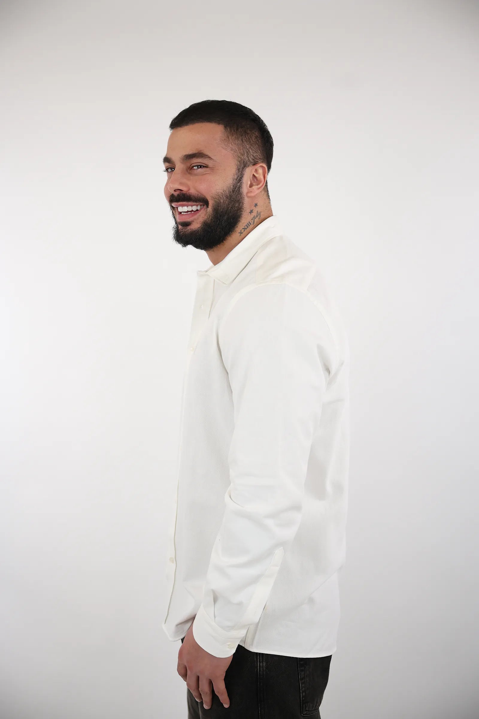 KËMISHË BUTTON DOWN SHIRT