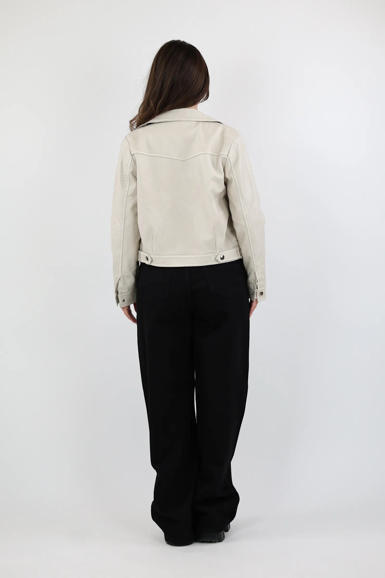 JAKNE LEATHER DETAIL