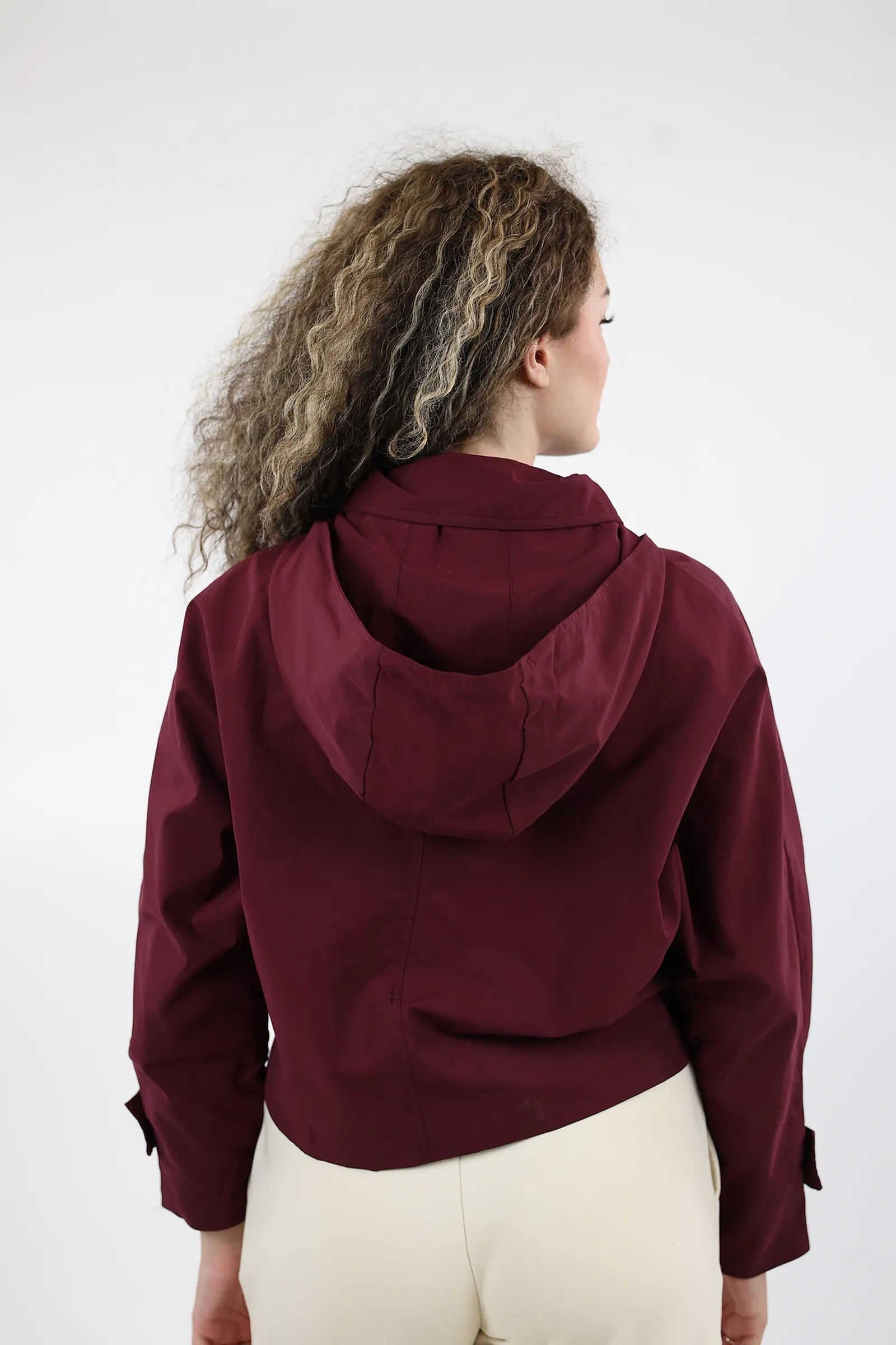 MANTIL ASYMMETRIC TRENCH