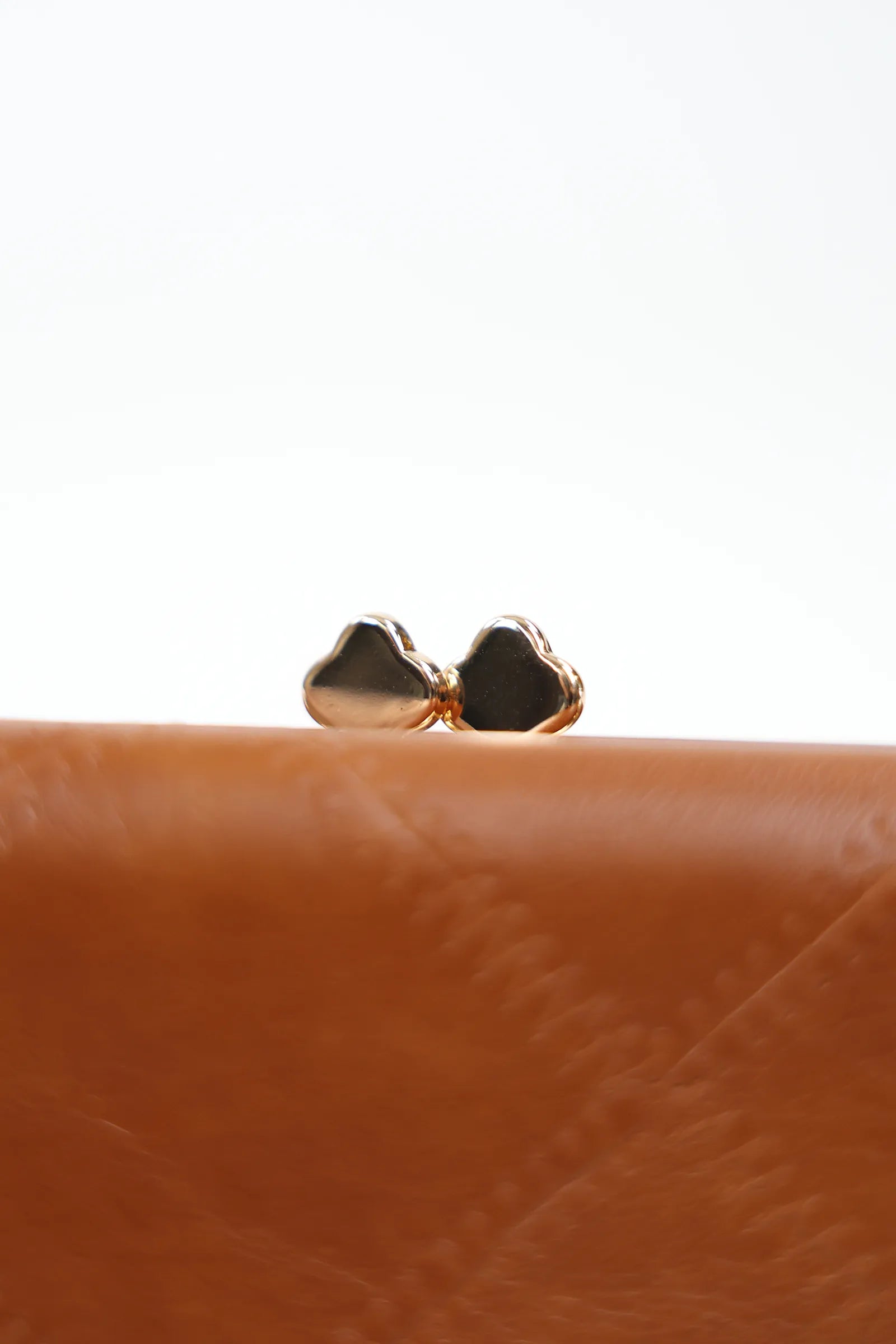 KULETË SMALL BROWN CLASP