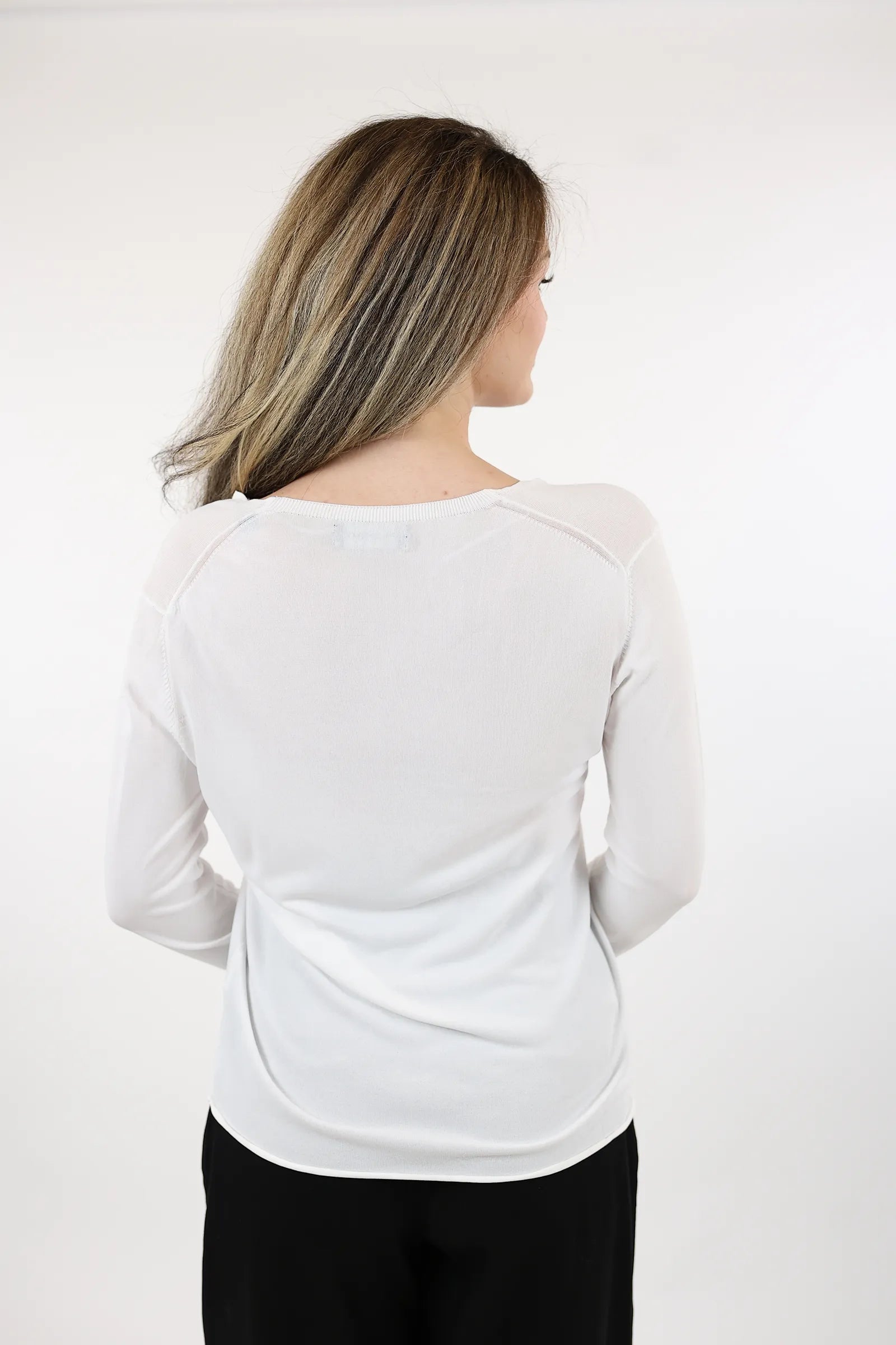 BLUZË SOFT BASIC V-NECK