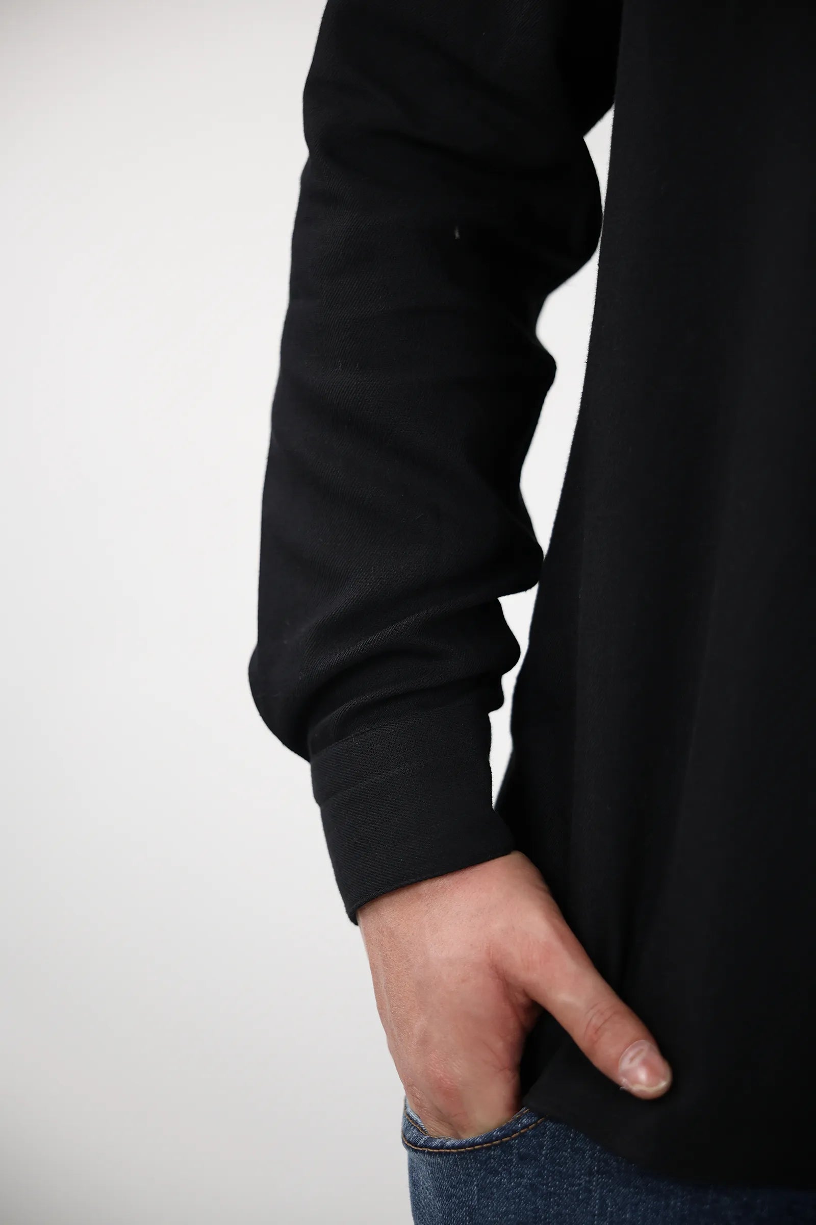 KËMISHË BUTTON DOWN SHIRT