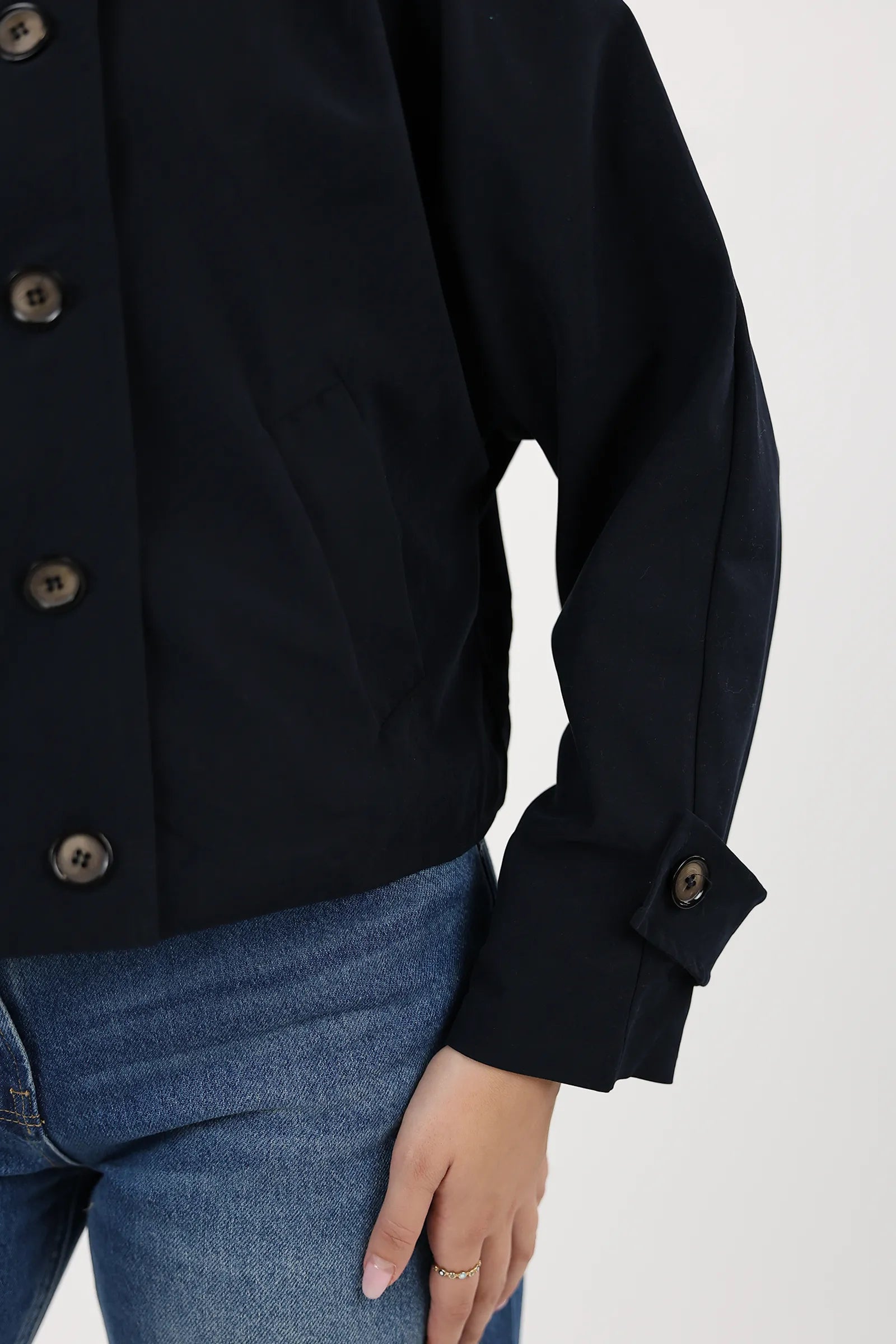 MANTIL ASYMMETRIC TRENCH