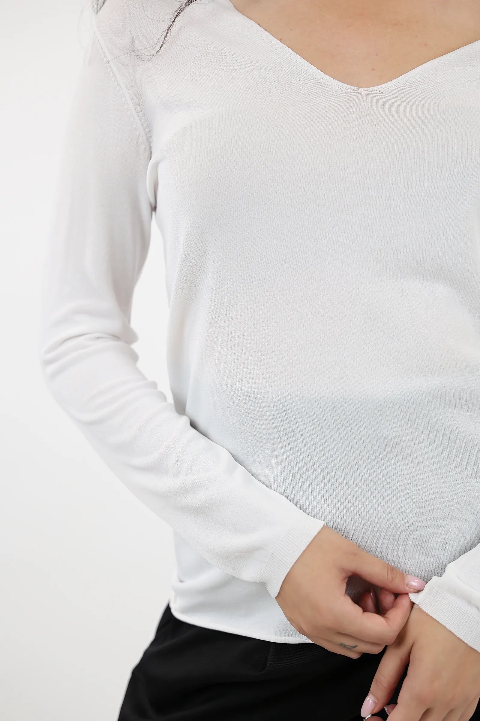 BLUZË SOFT BASIC V-NECK