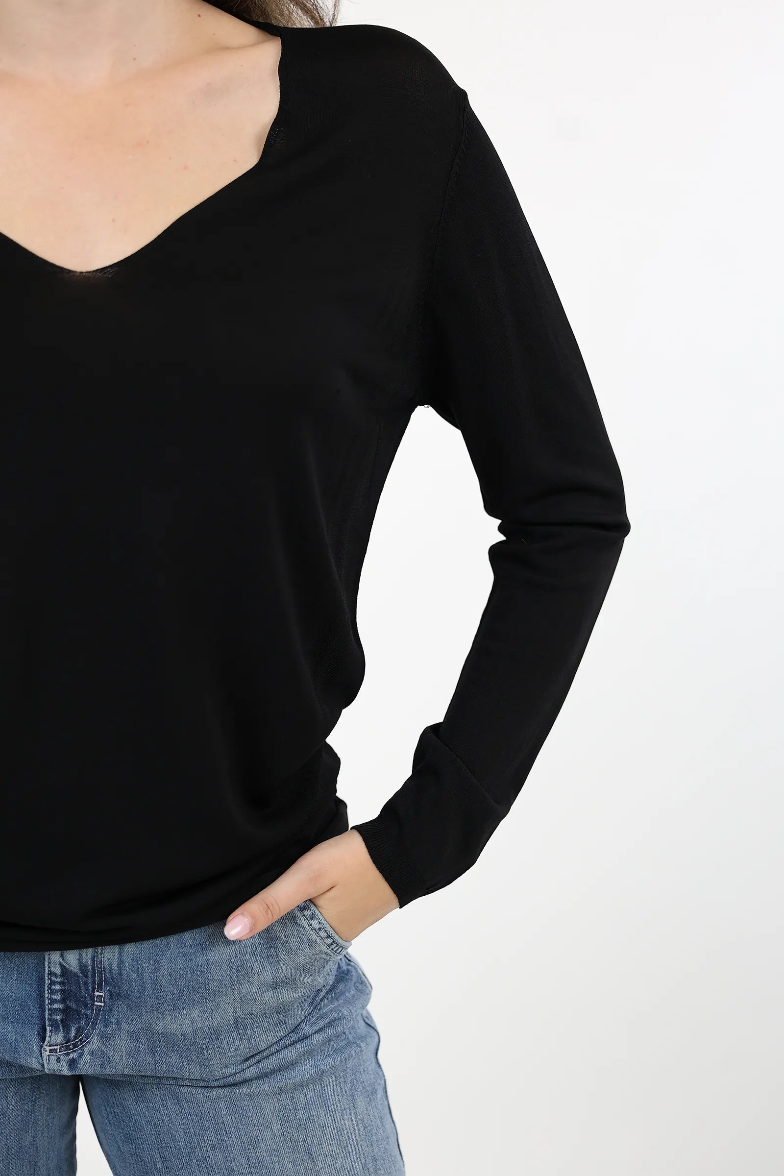 BLUZË SOFT BASIC V-NECK