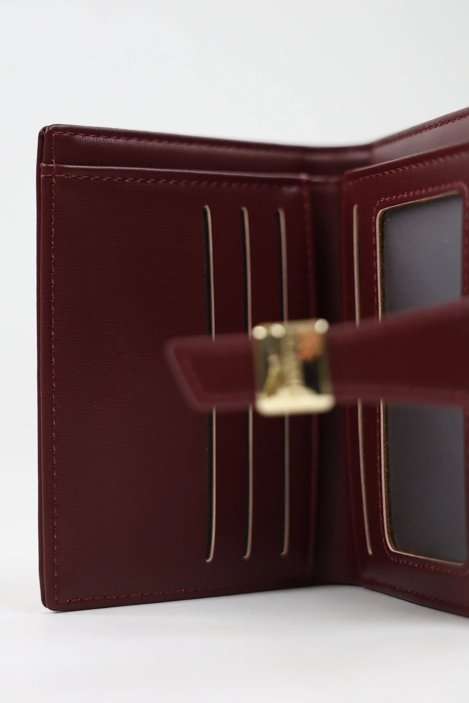 KULETË FAUX LEATHER