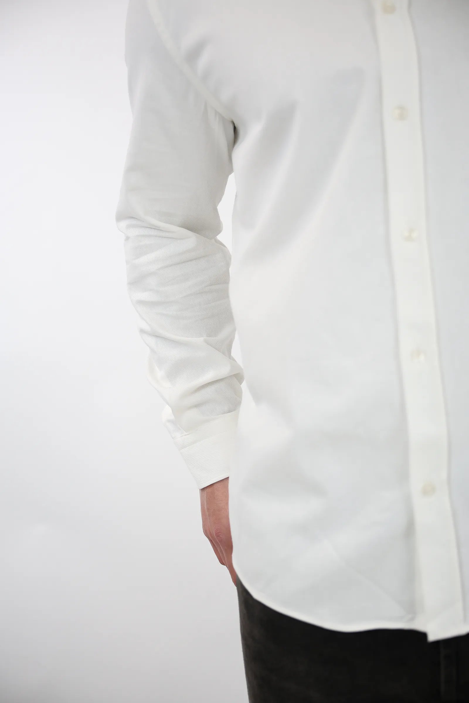 KËMISHË BUTTON DOWN SHIRT