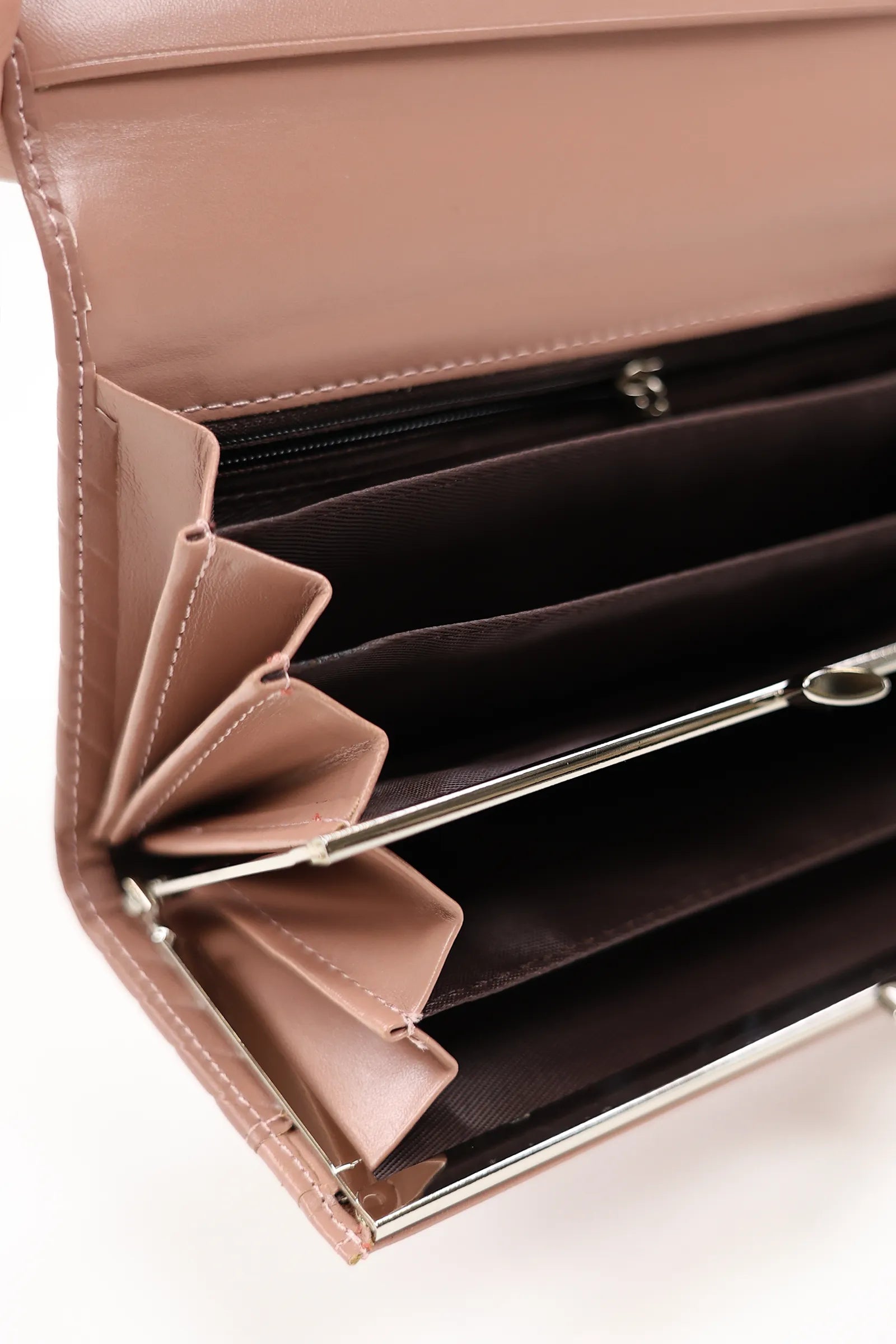 KULETË SCARLET LUXE