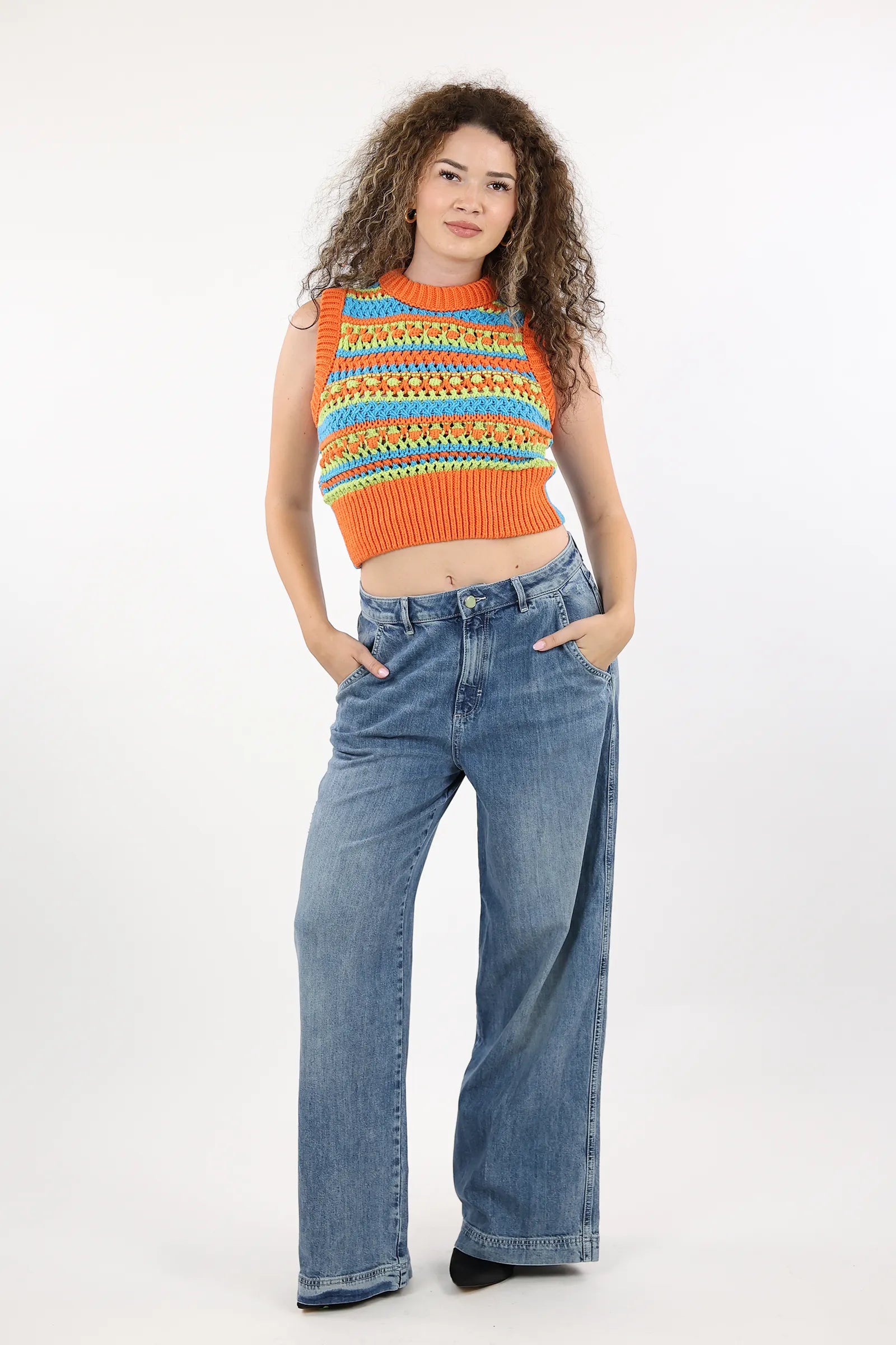 JELEK ORANGE CROCHET