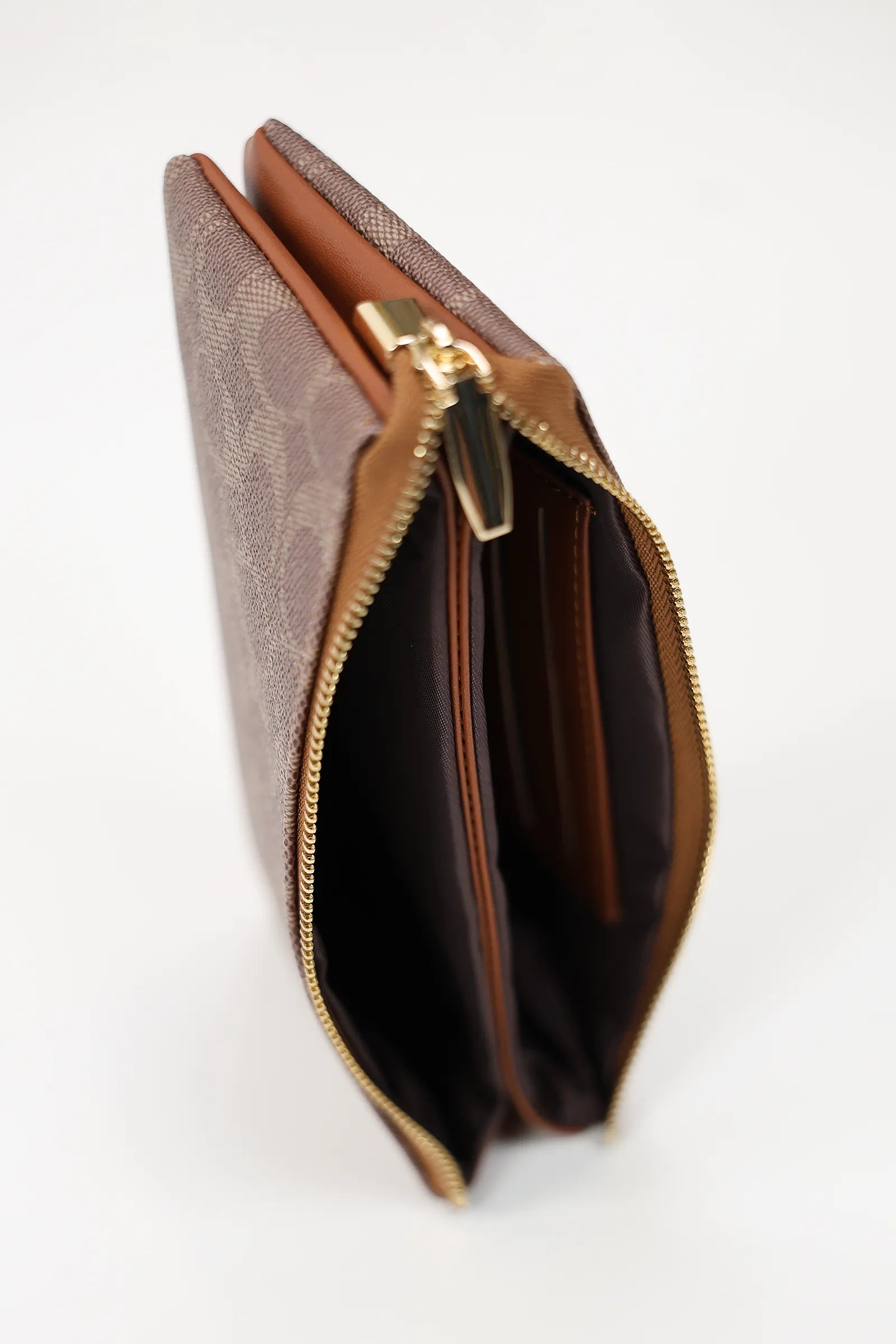 KULETË REVIVALISM PARIS