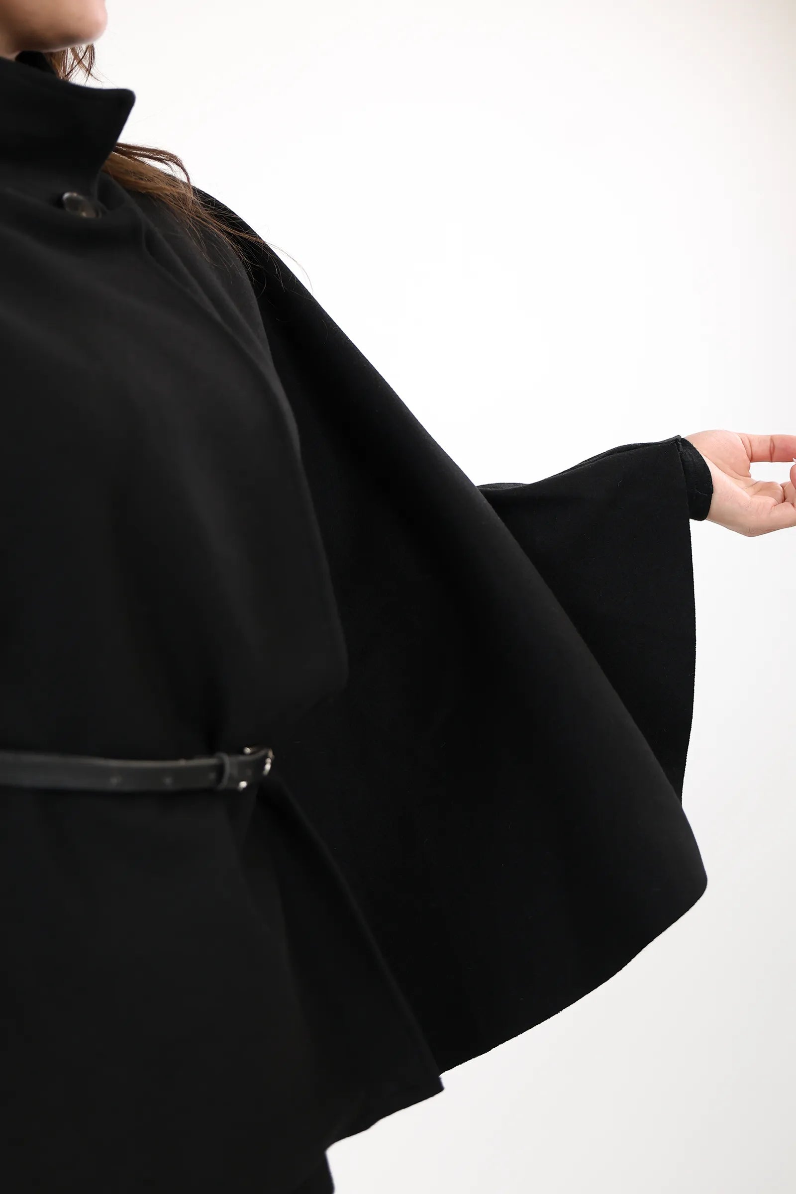 PALLTO BELTED PONCHO