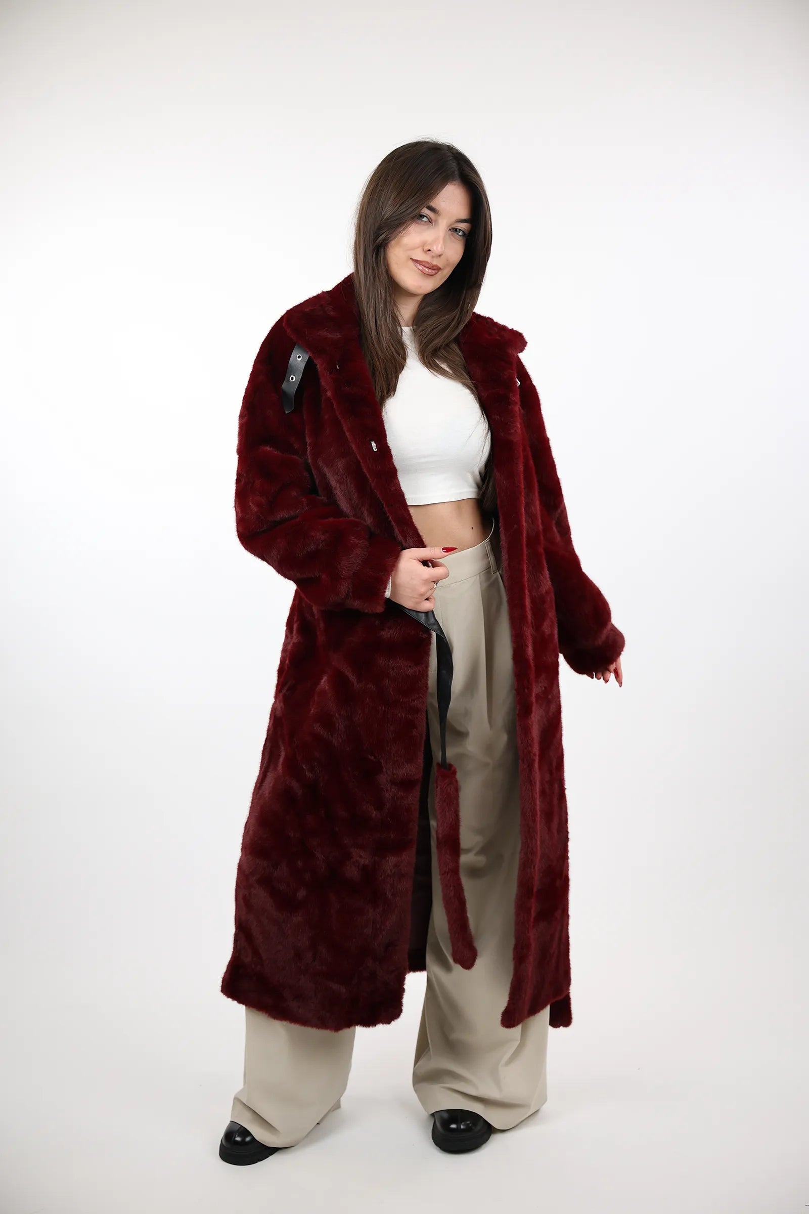 JAKNE Oversized  Faux Fur
