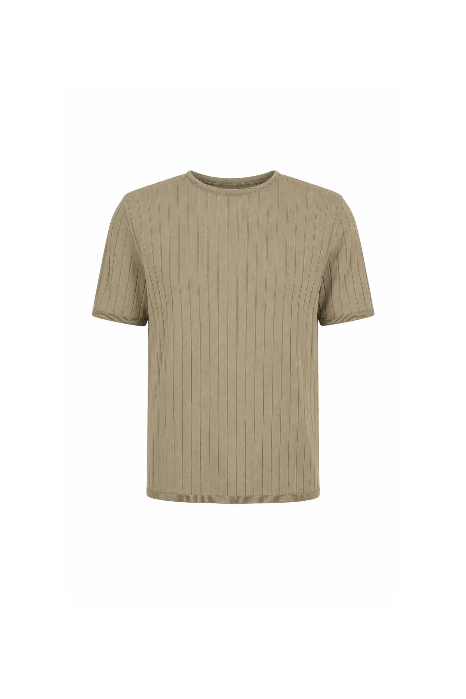 Maice chic minimalist