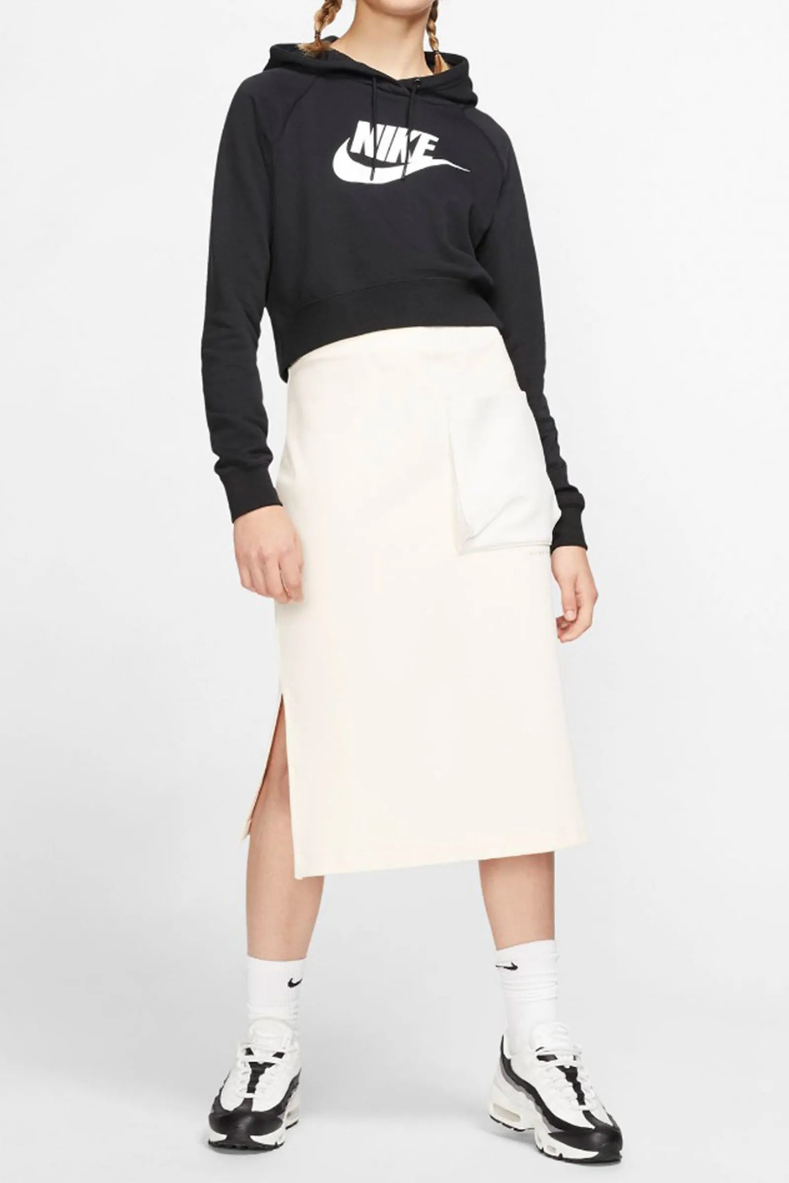 DUKS Nike Sportswear Essential