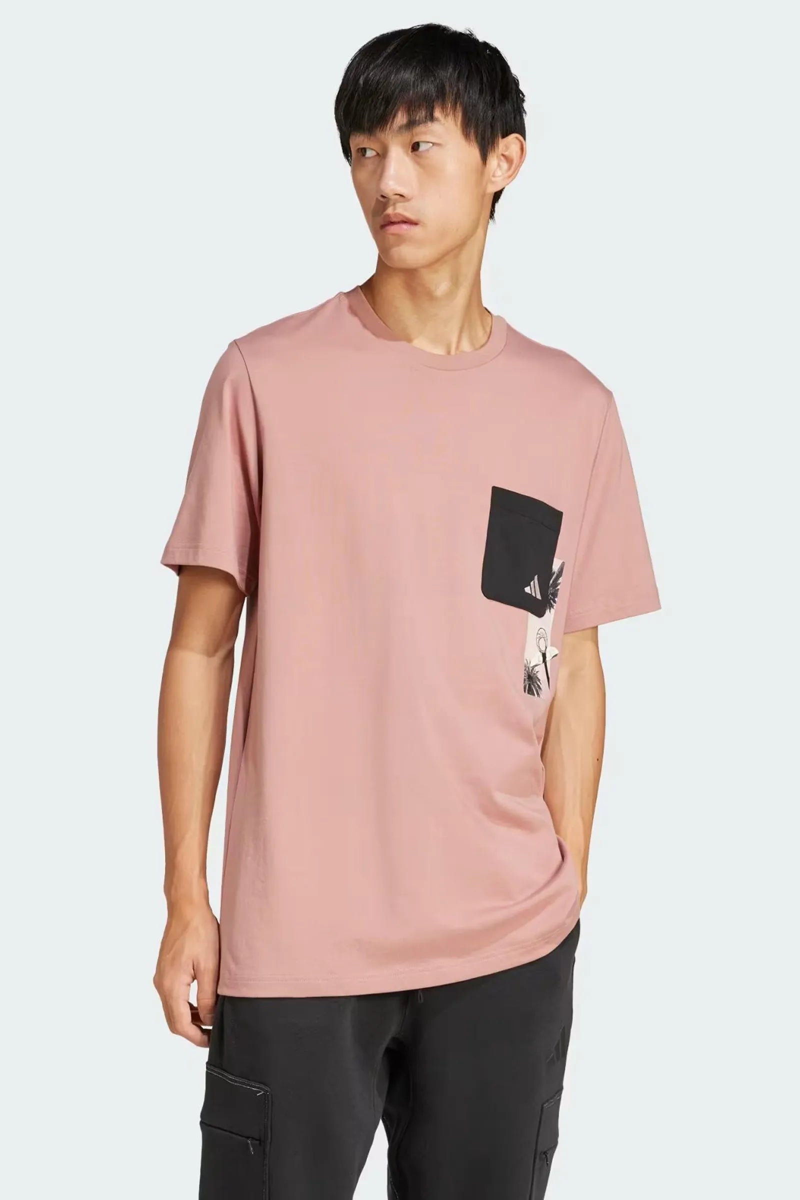 MAICE ADIDAS LENS ELEVATED POCKET GRAPHIC TEE JJ3927