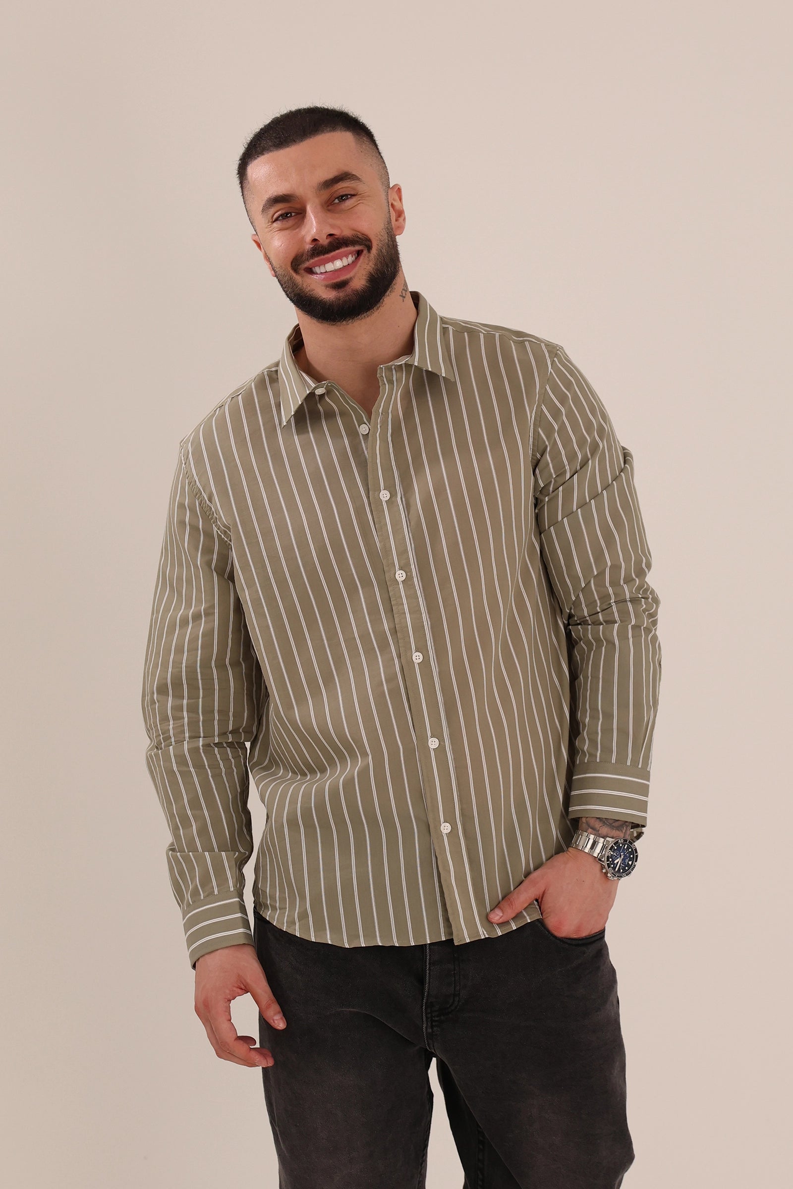 Kemishe stripe button