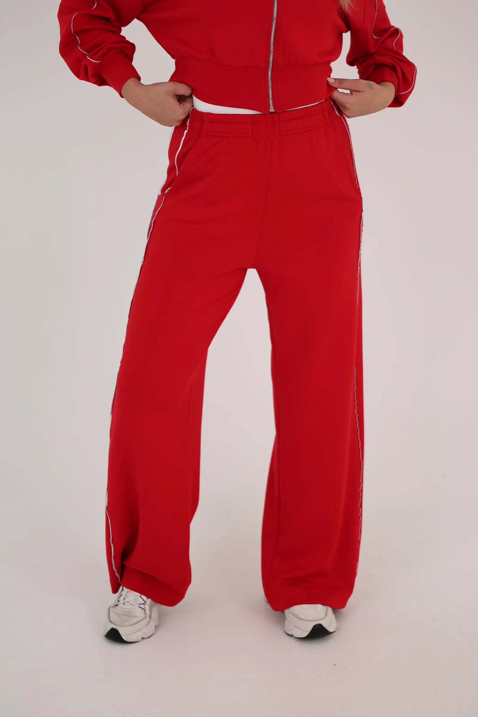 Trenerka cherry chill set