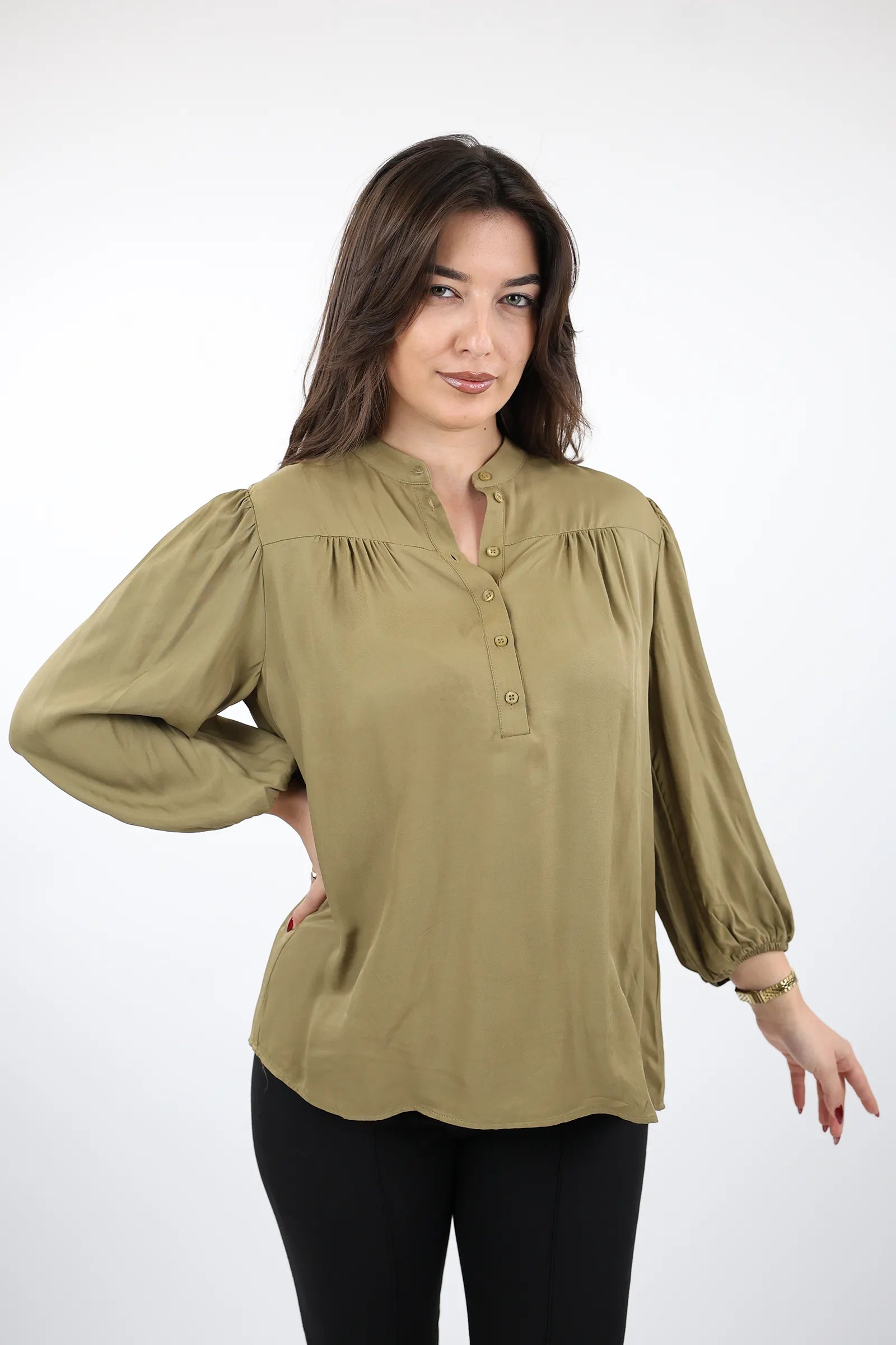 KËMISHË Mandarin Collar