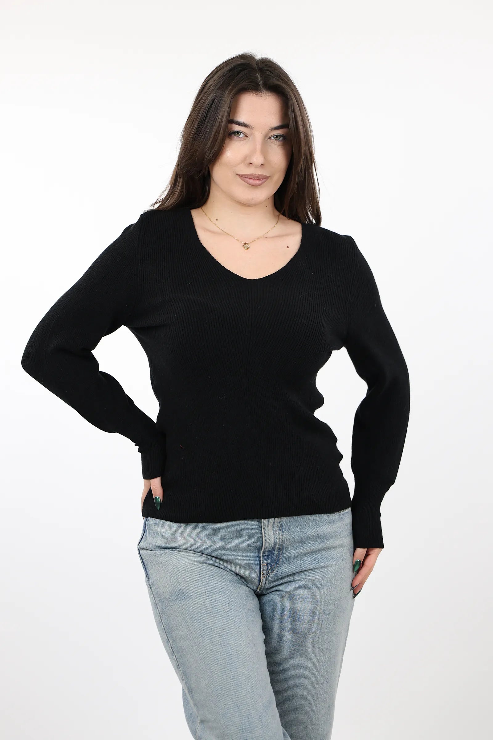 Xhemper chuba v-neck