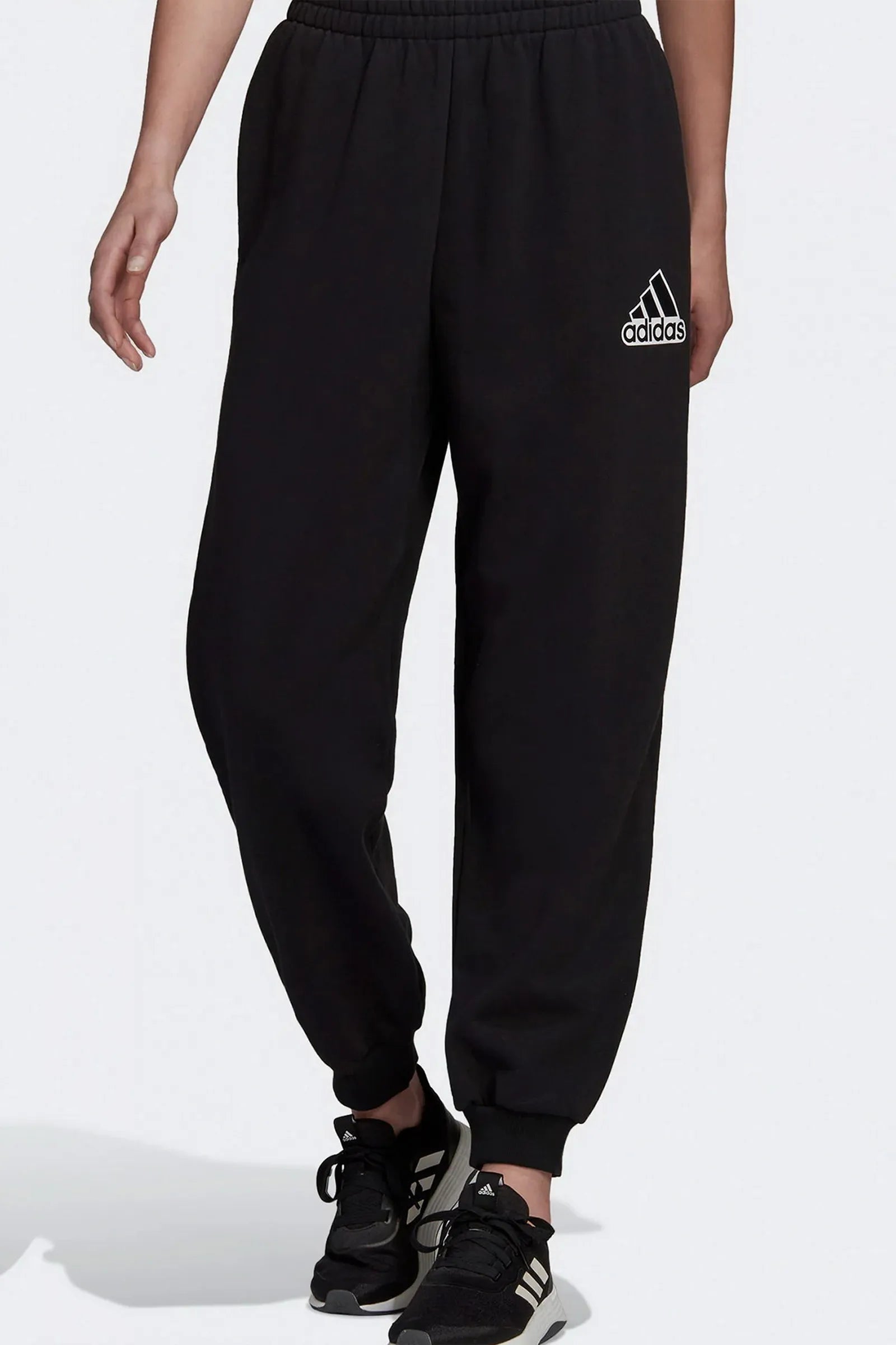 trenerka ADIDAS Training Shorts - woman HC9176