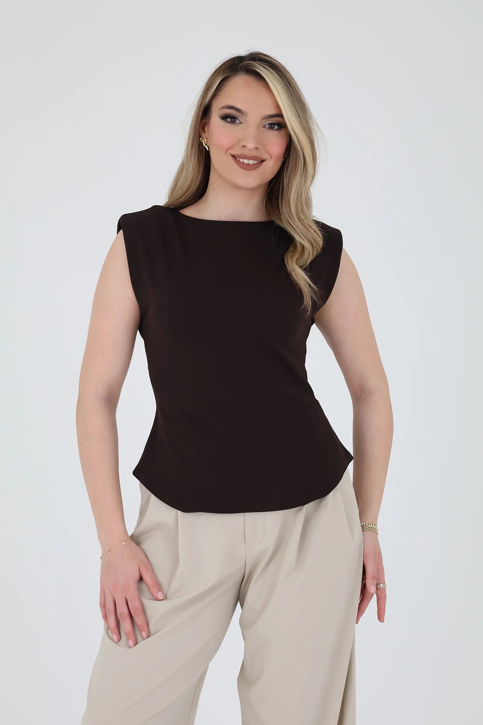 Maice padded shoulder