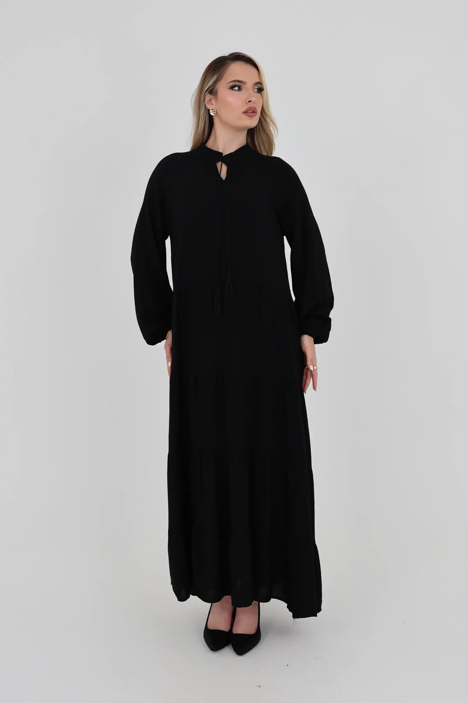 Fustan flowy tiered