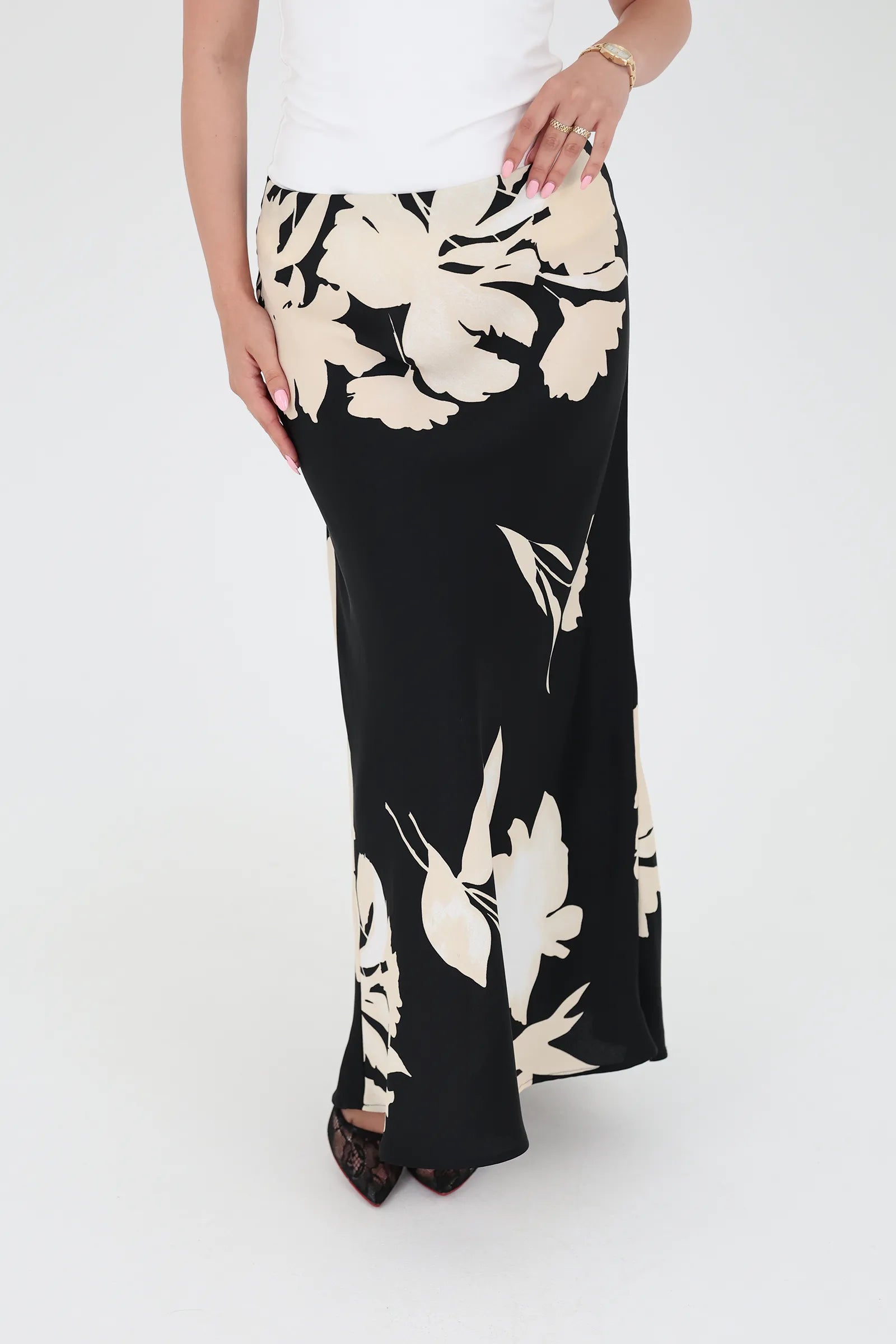 Fund floral satin