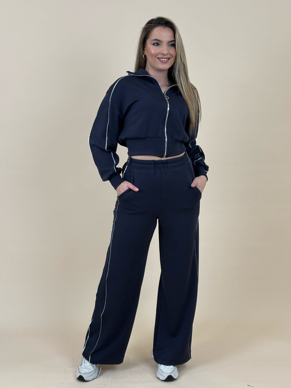 Trenerka cherry chill set