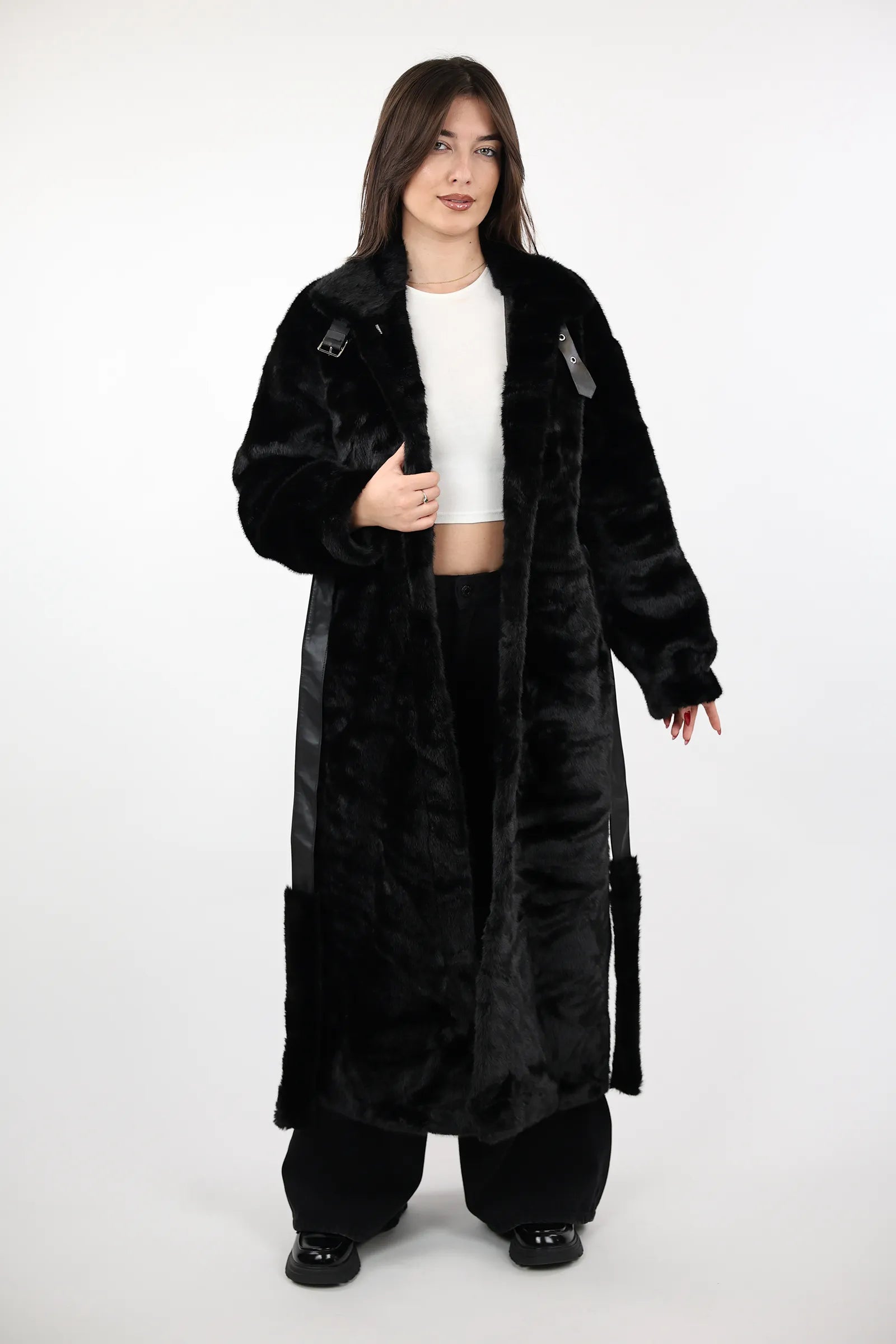 JAKNE Oversized  Faux Fur
