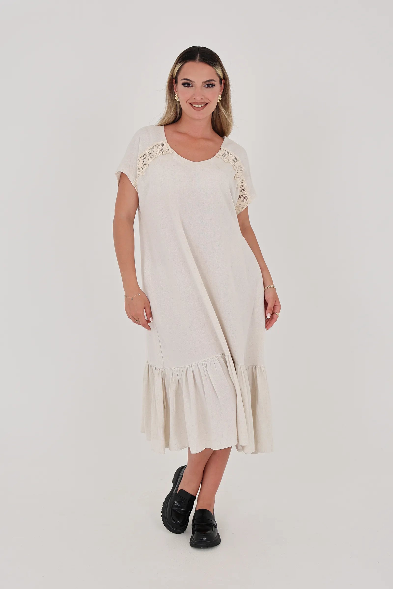 Fustan lace trim