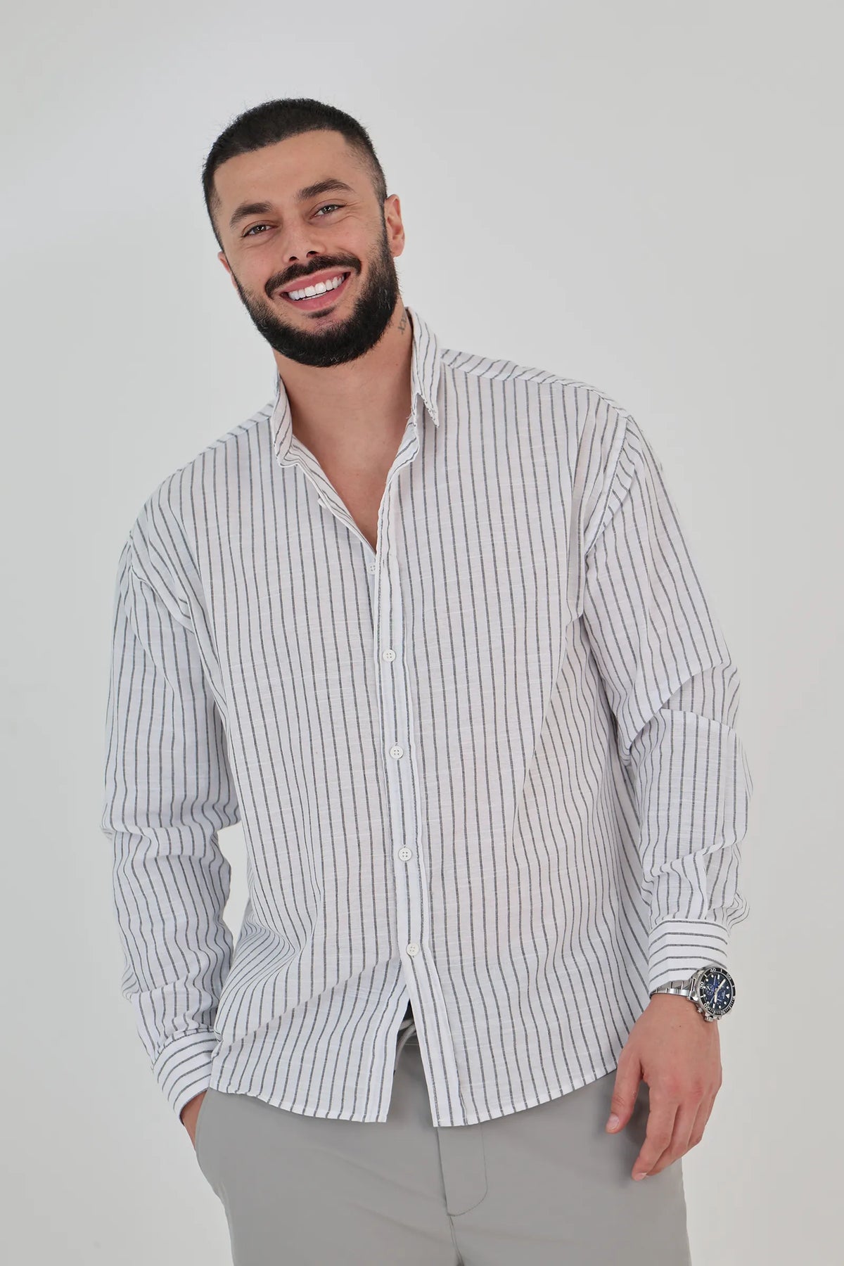 Kemishe fine vertical stripe
