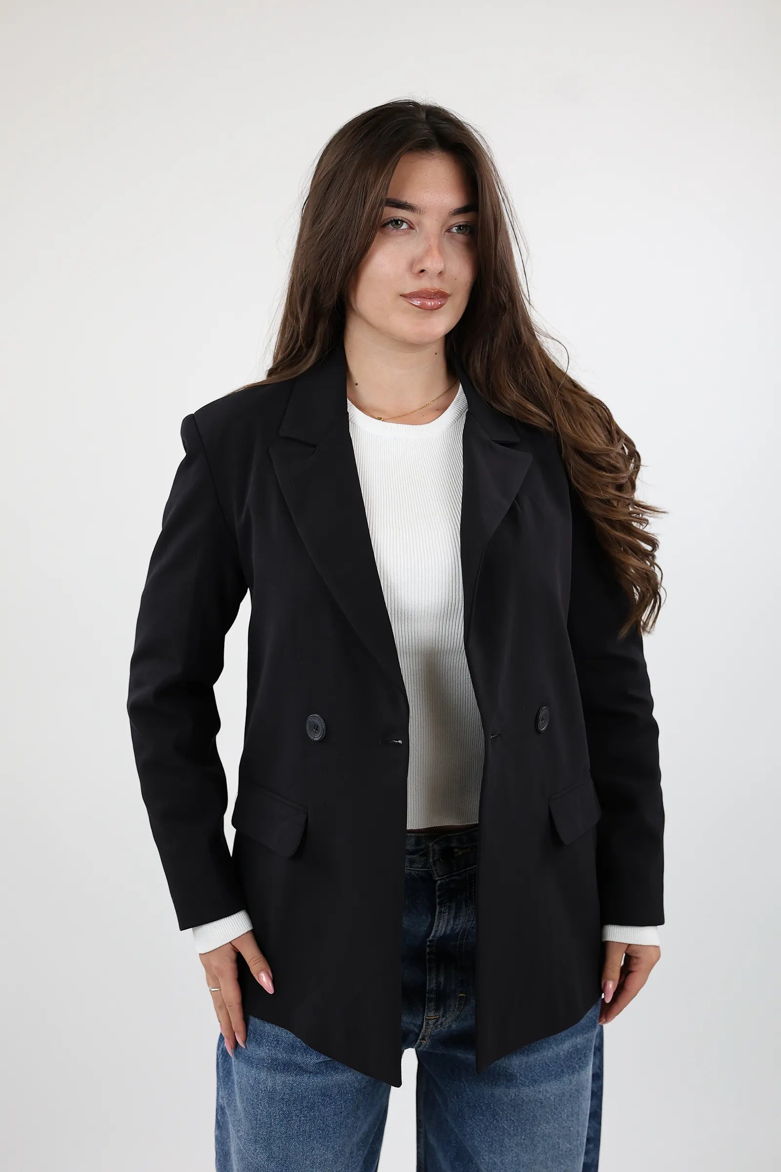 SAKO BUTTON BLACK