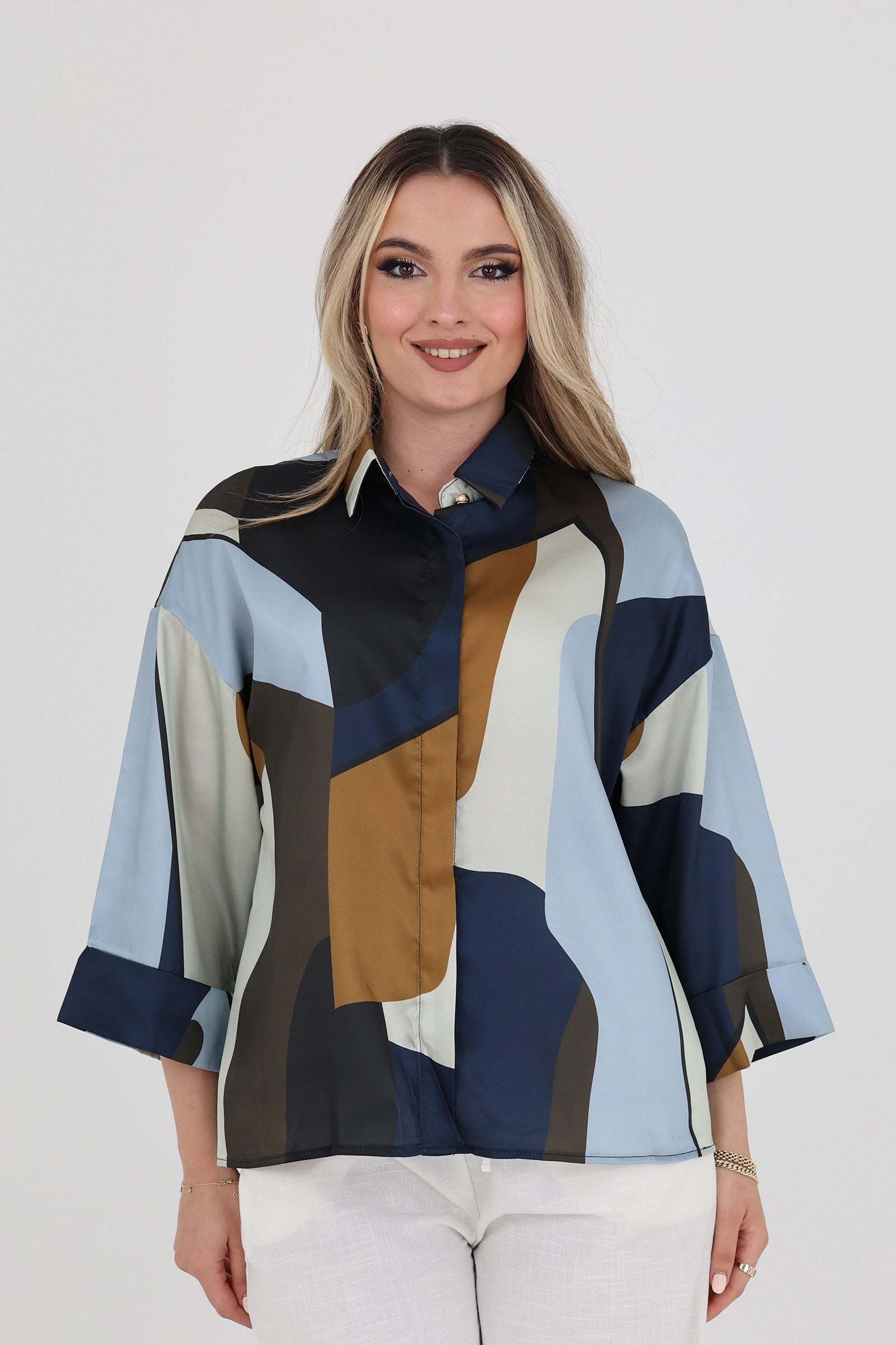 Kemishe oversized abstract