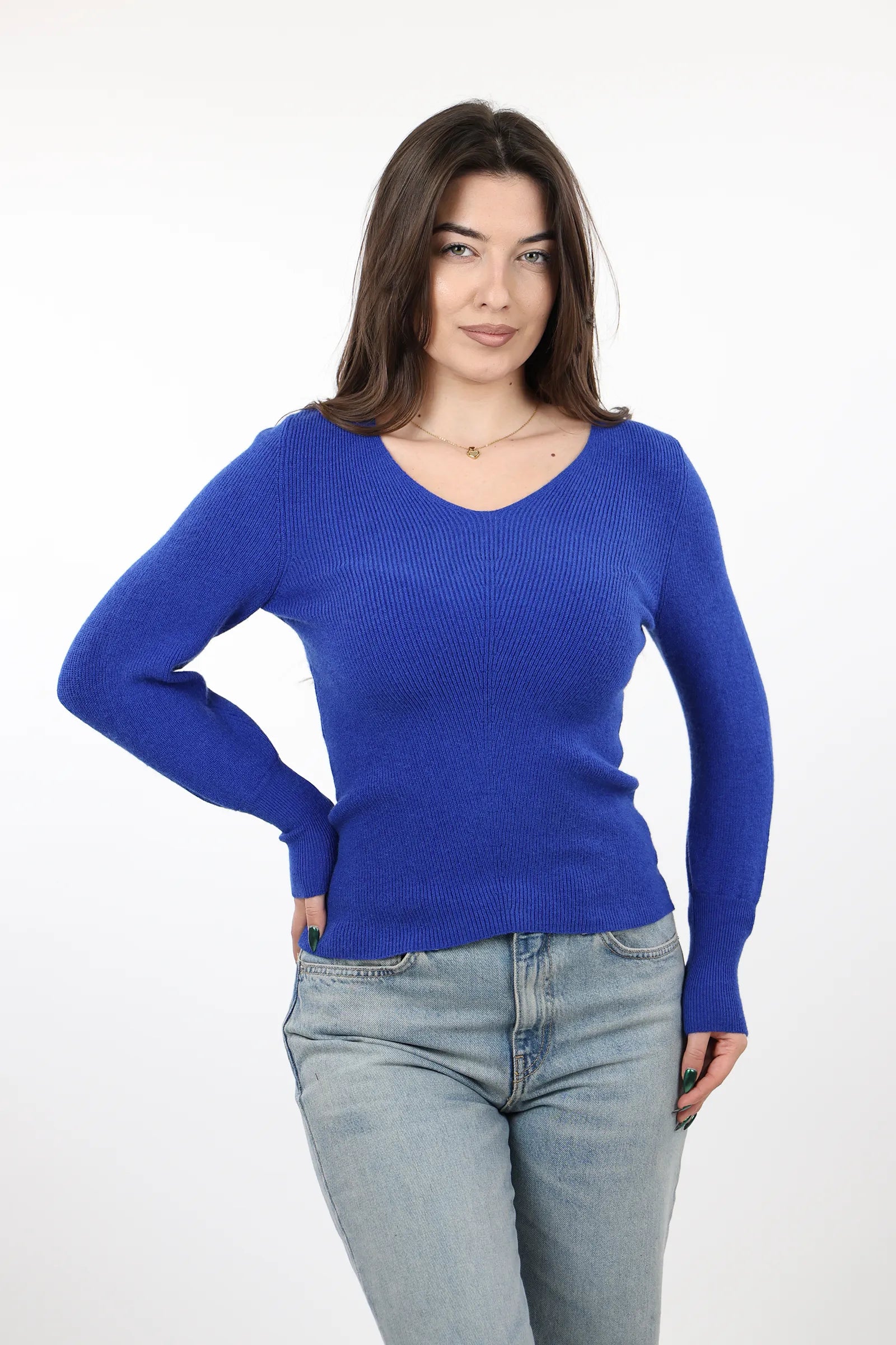 Xhemper chuba v-neck