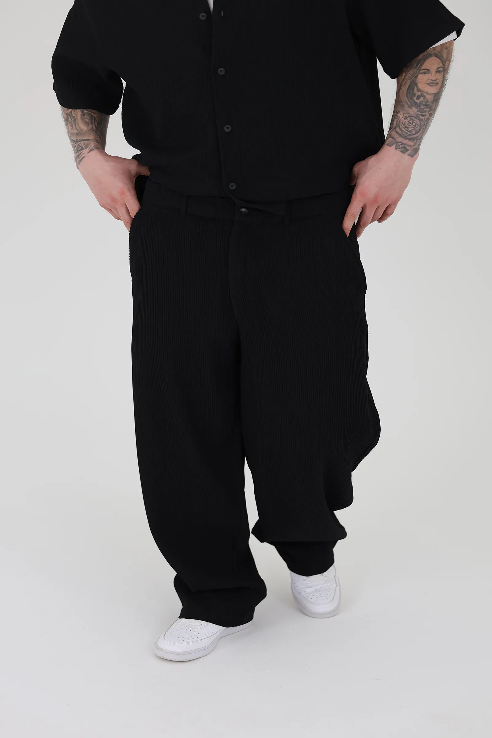 Pantallona wide leg