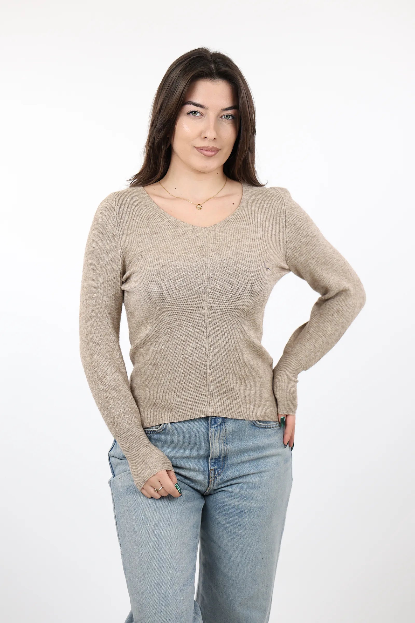 Xhemper chuba v-neck