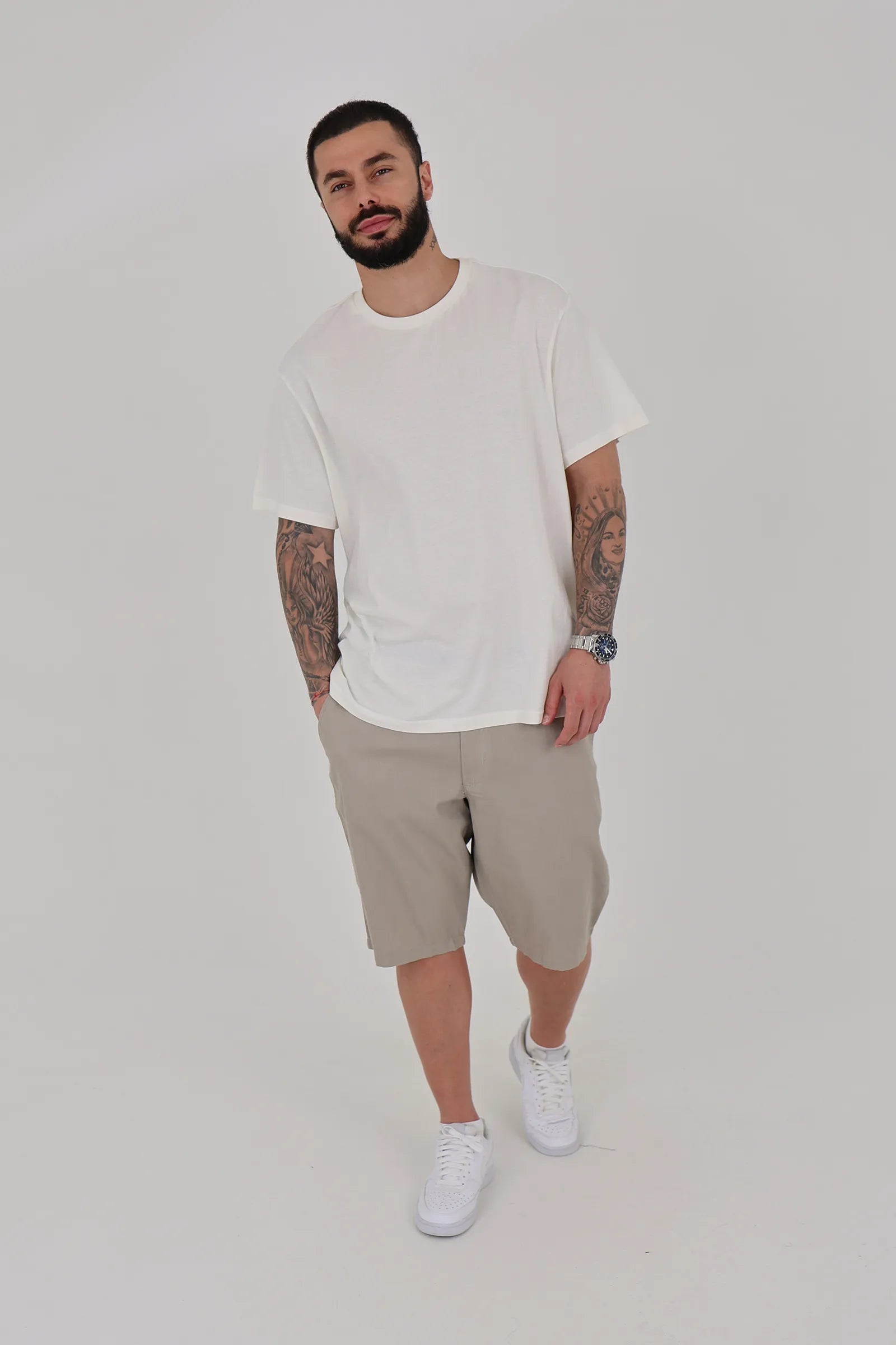 Maice under shirt
