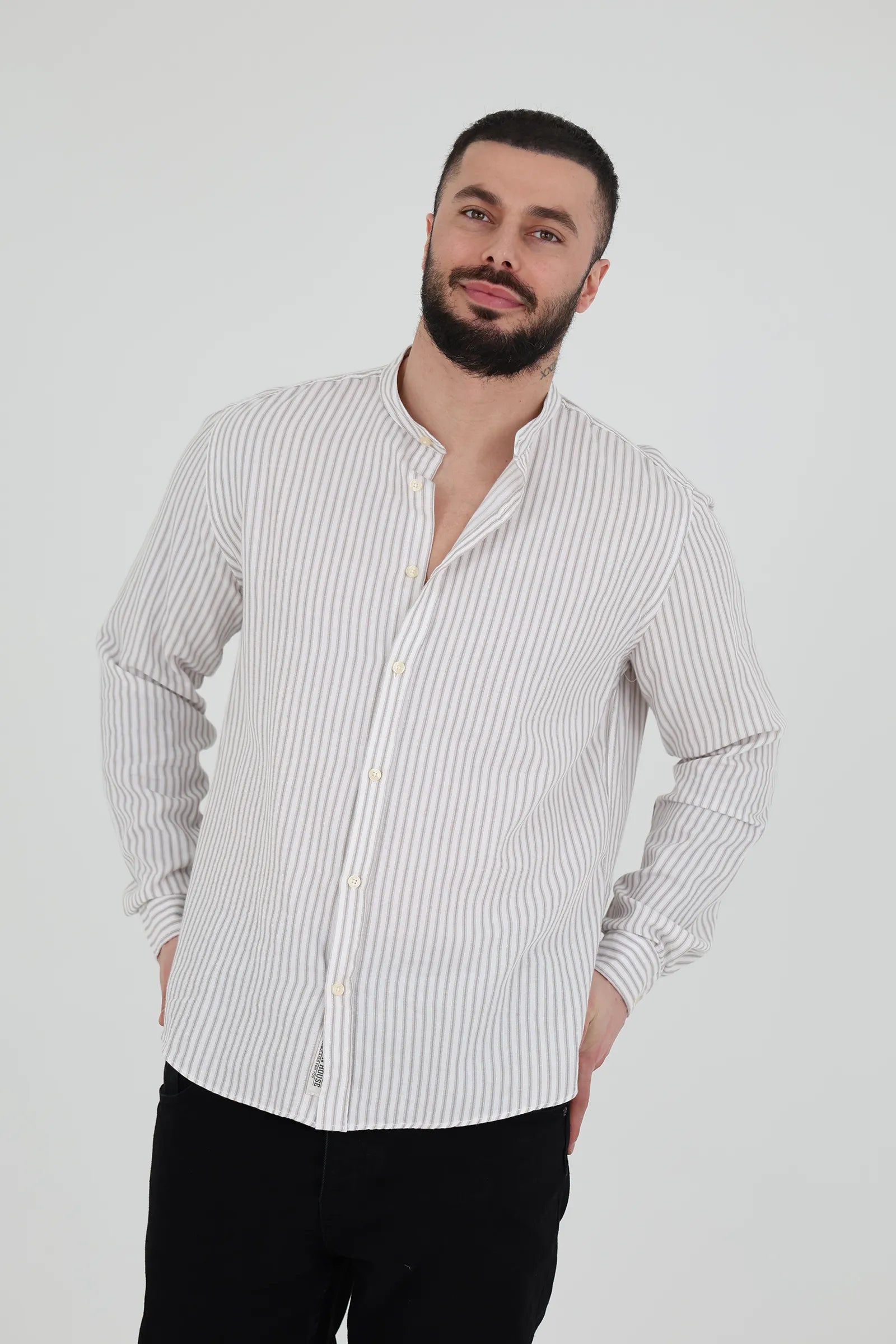 Kemishe collarless