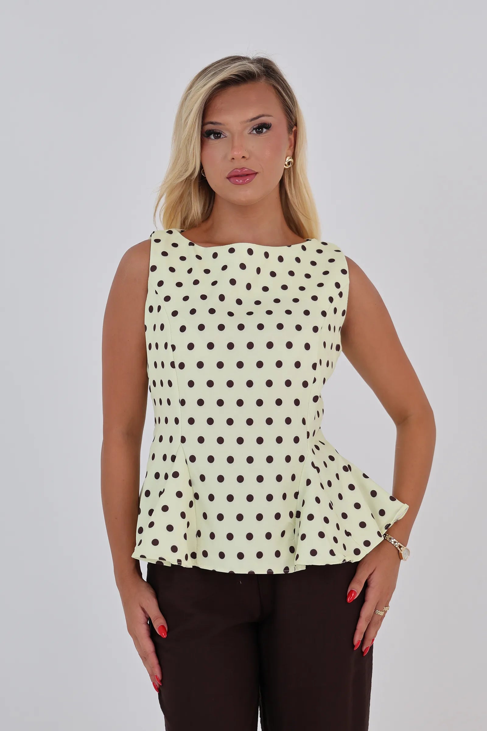 Maice yellow polka