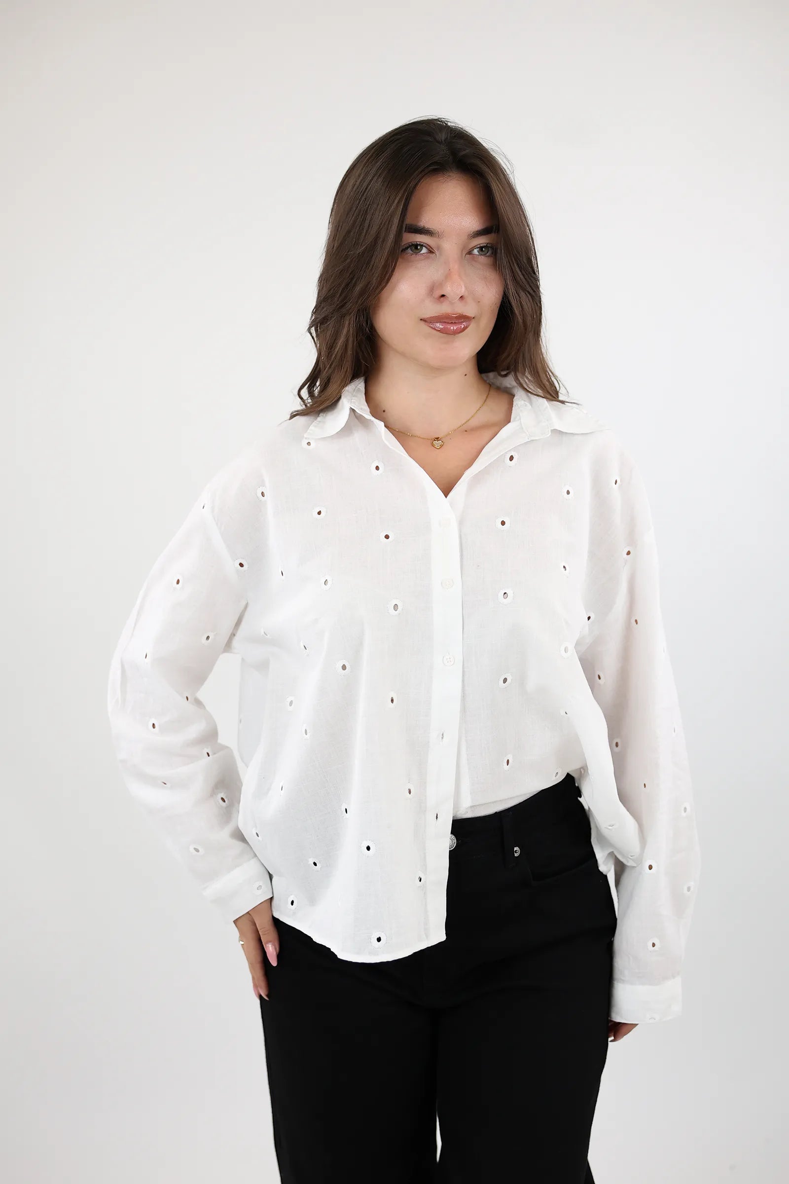 KËMISHË EYELET