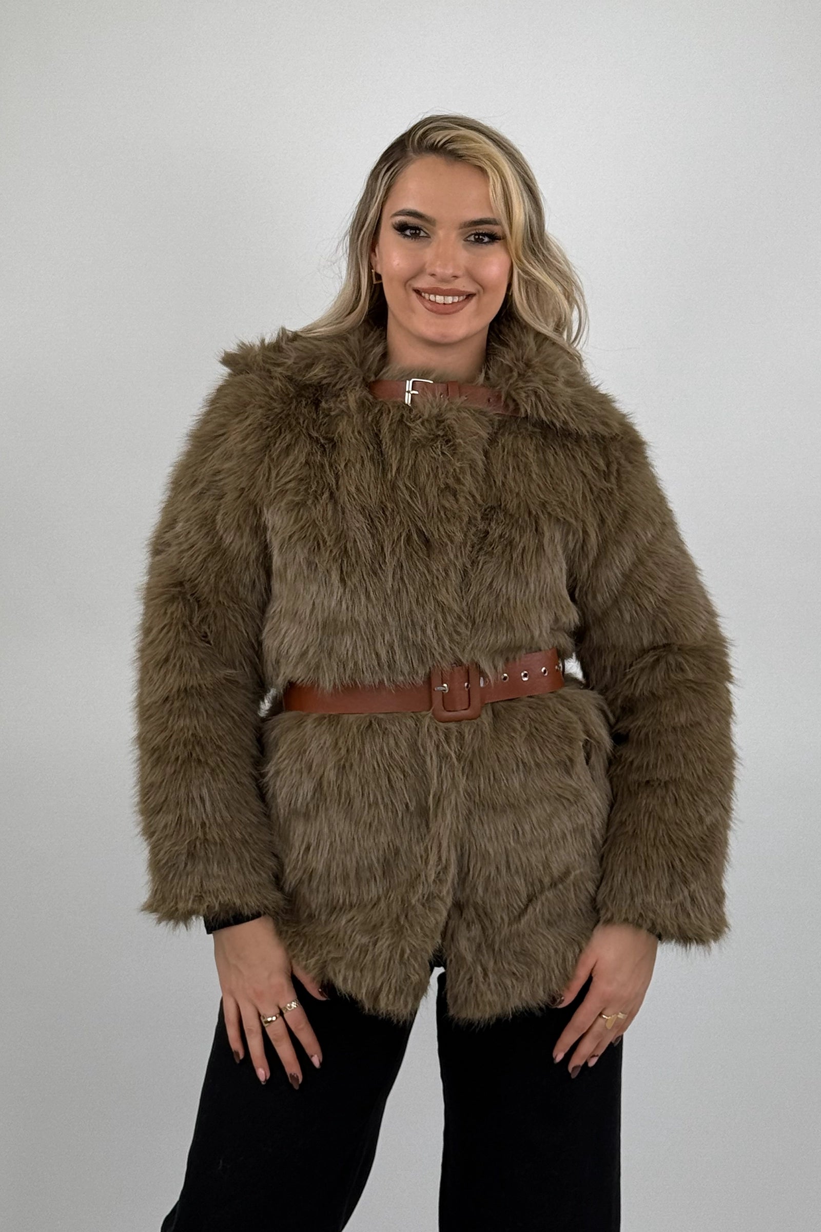 PALLTO Textured Faux