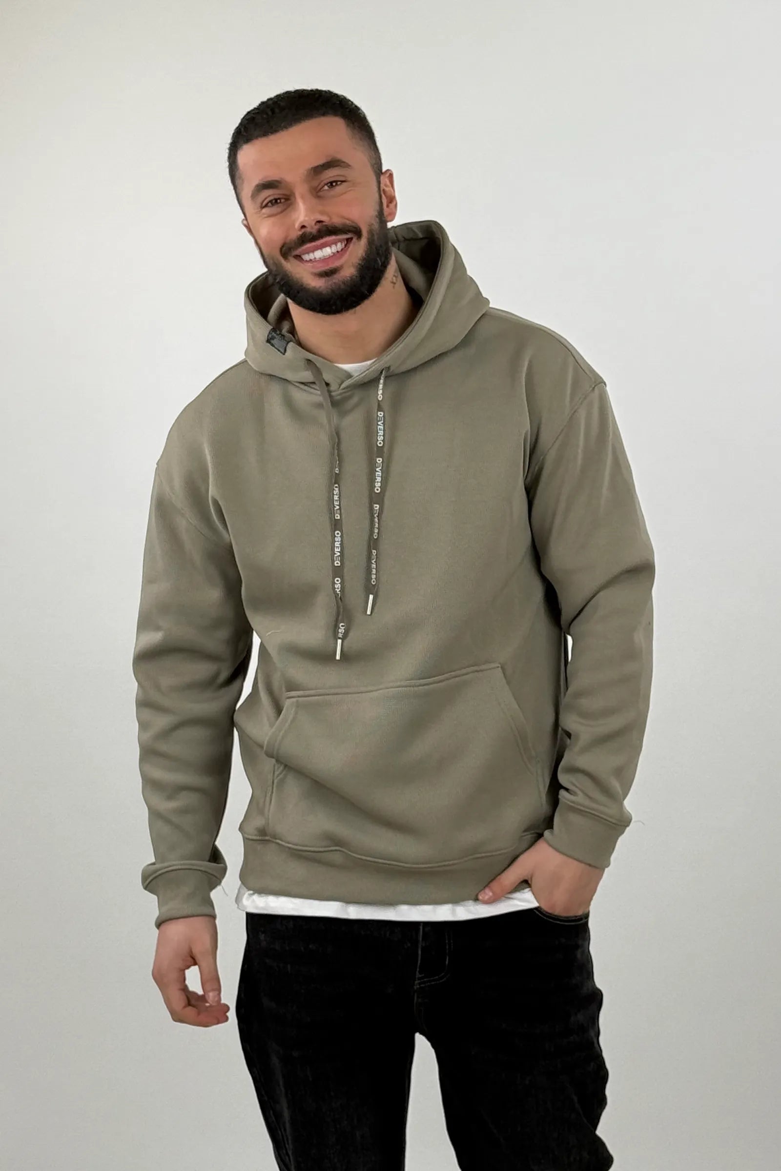 Duks relaxed fit kangaroo