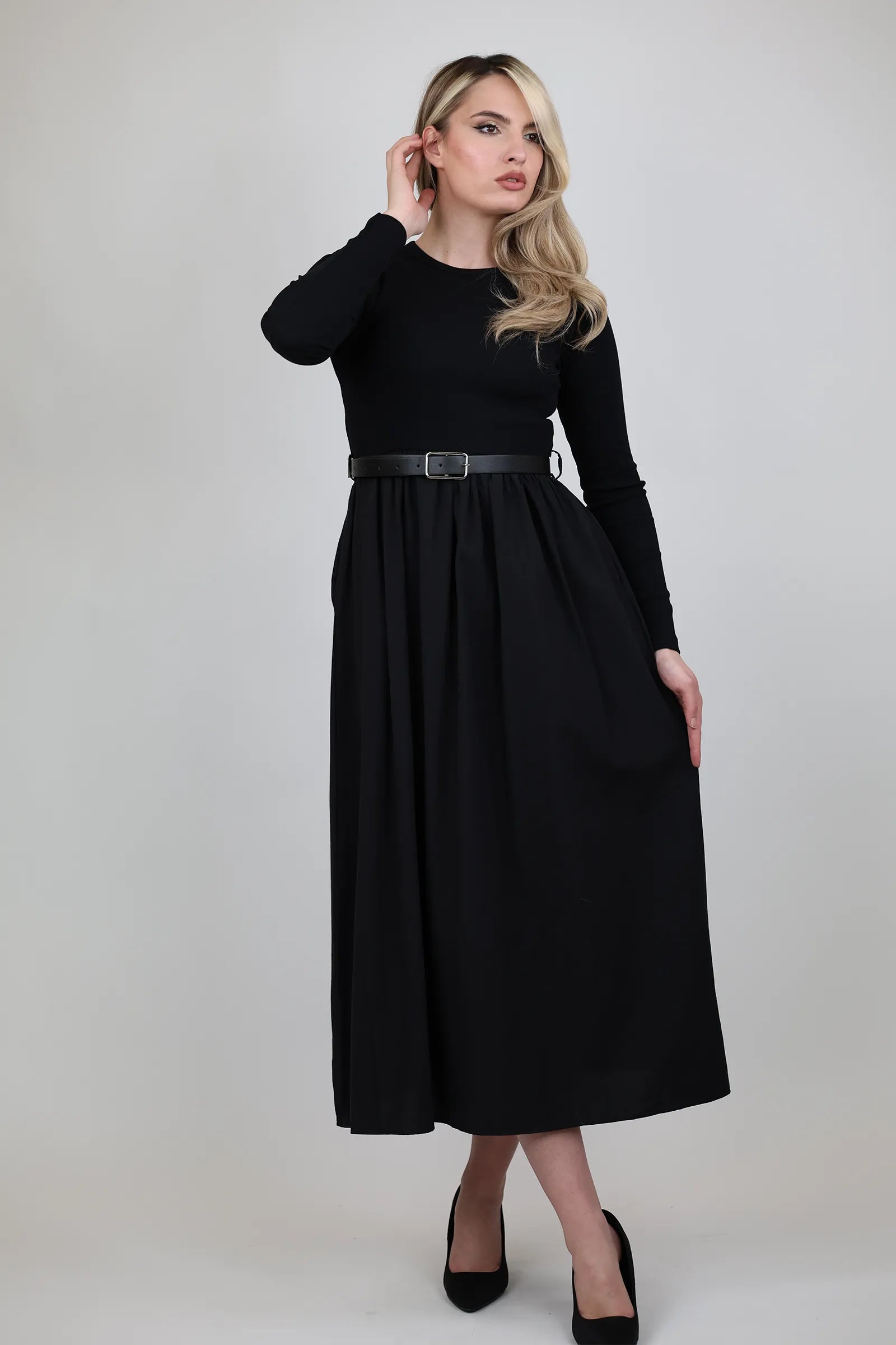 Fustan work to evening