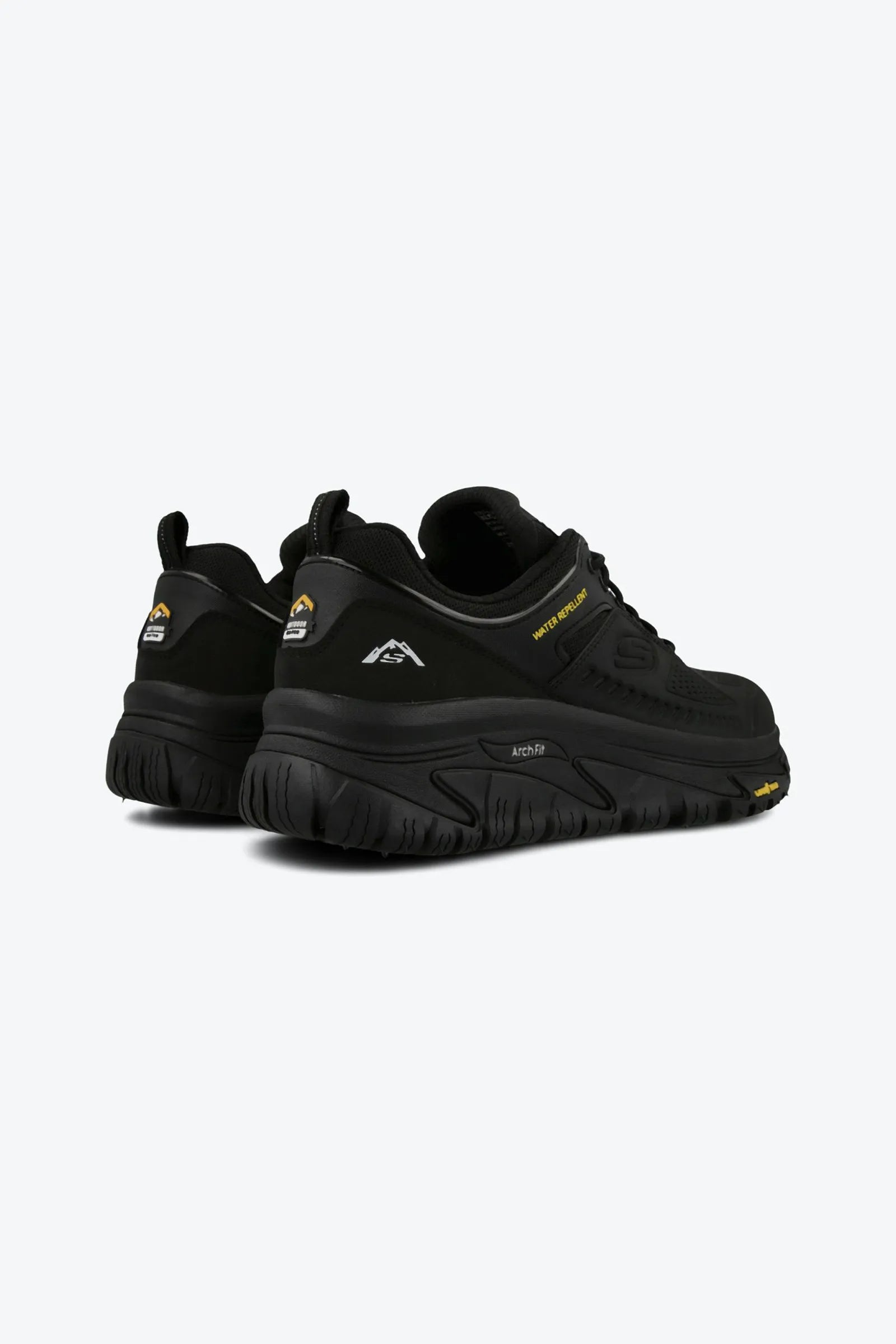 SKECHERS Relaxed Fit: Arch Fit Road Walker - Recon 237333-BBK
