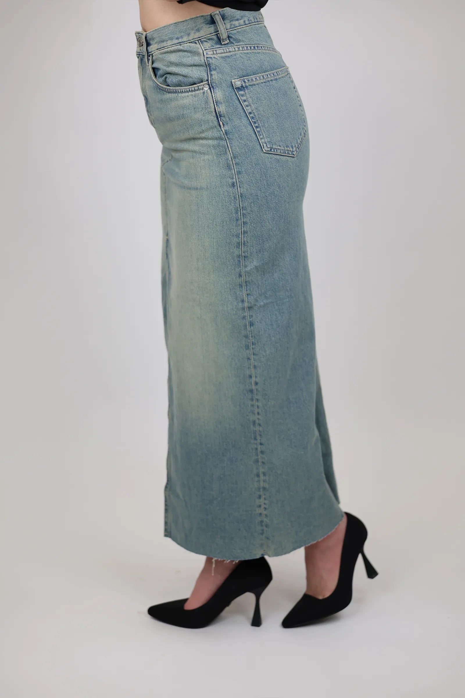 Fund front slit denim