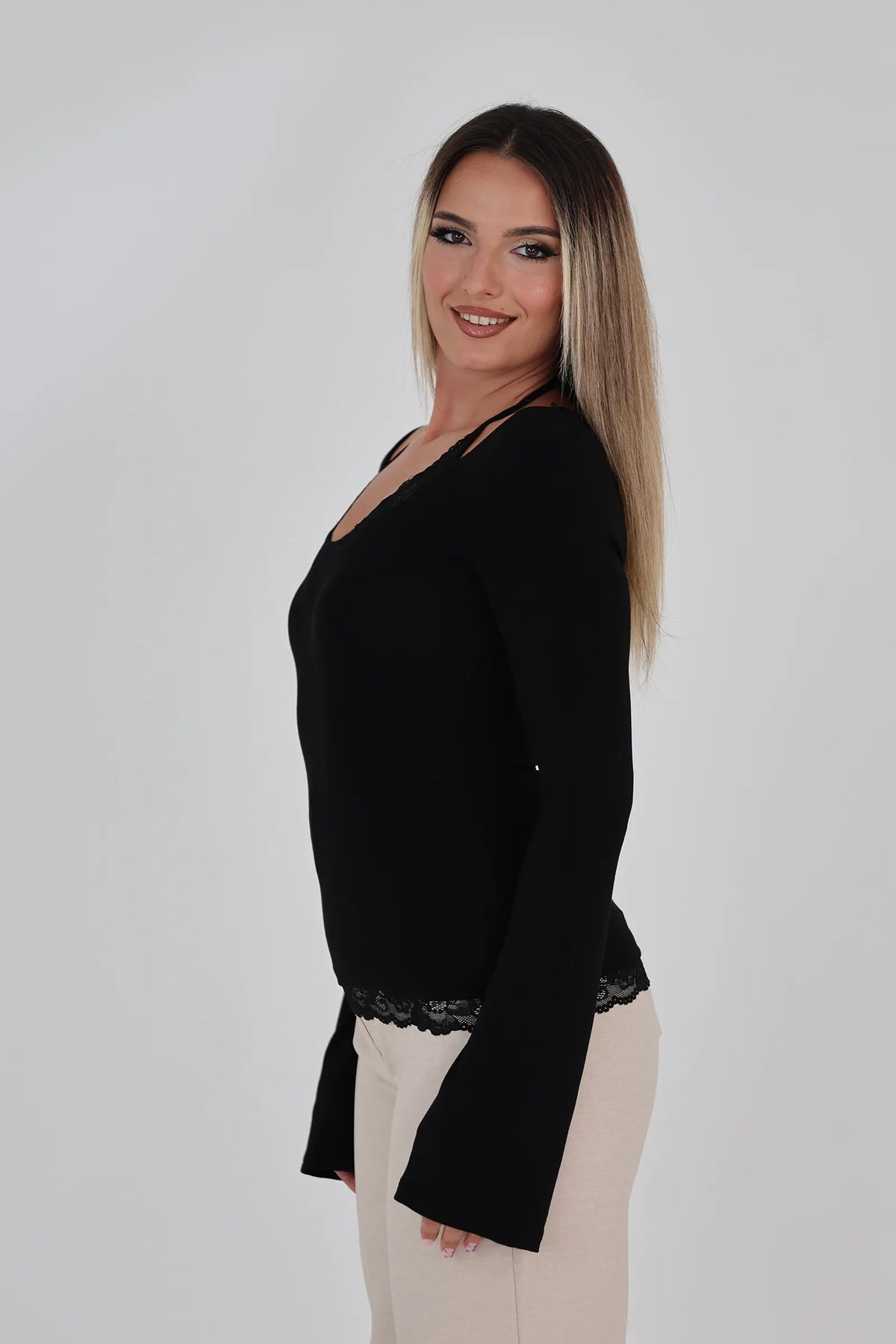 Bluze scoop neckline