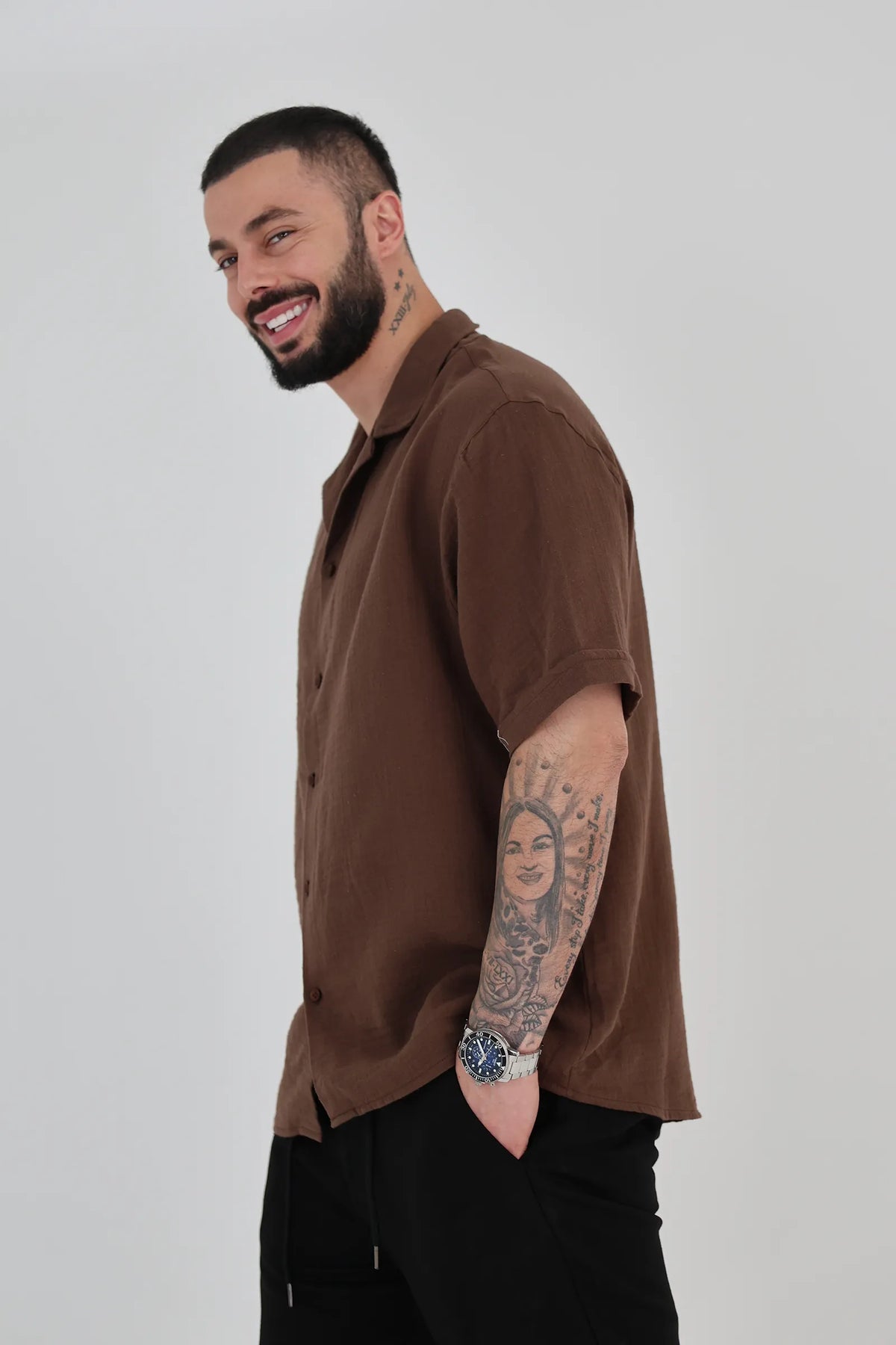 Kemishe holiday shirt